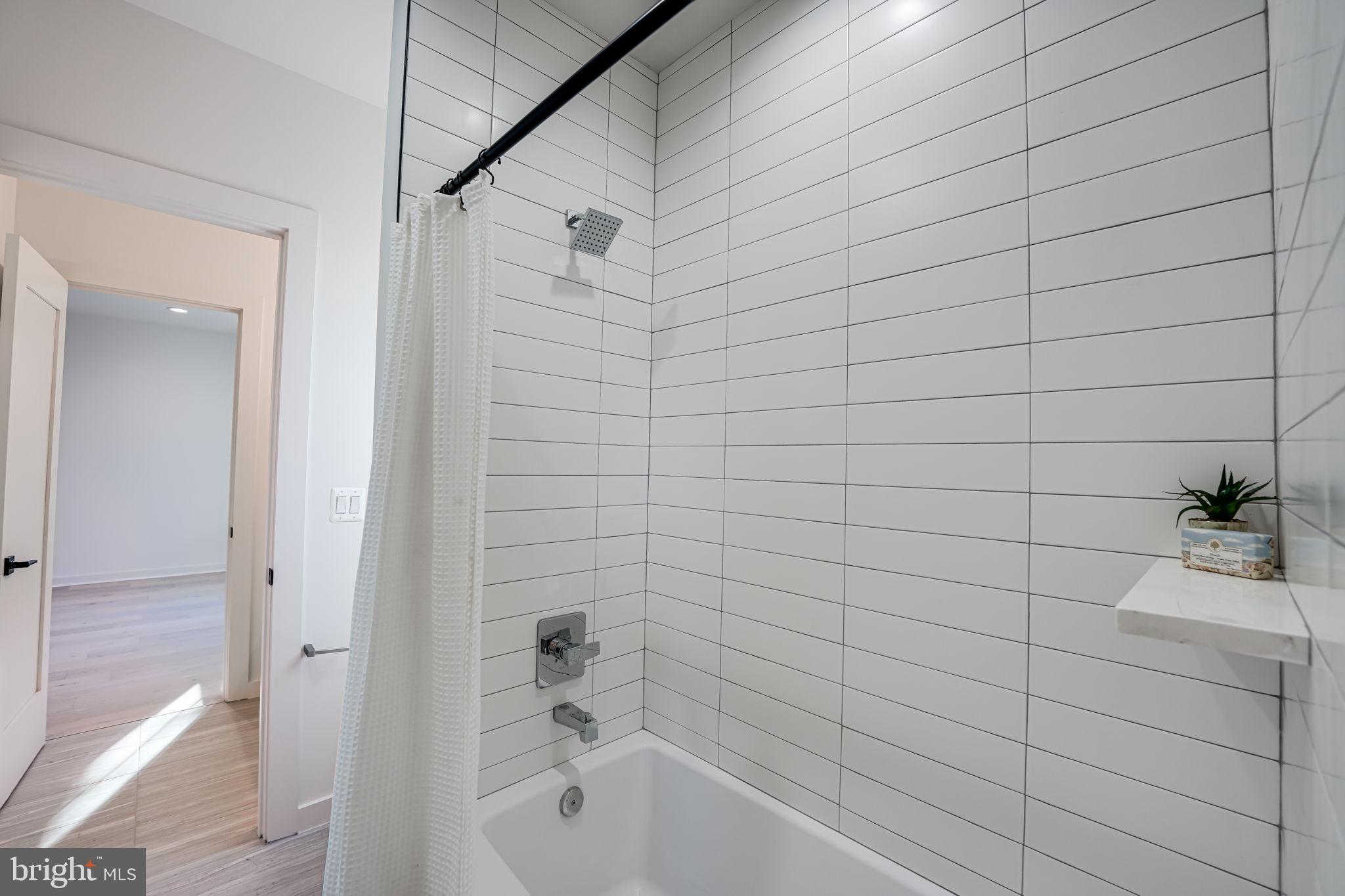 WOODLEY - Residential