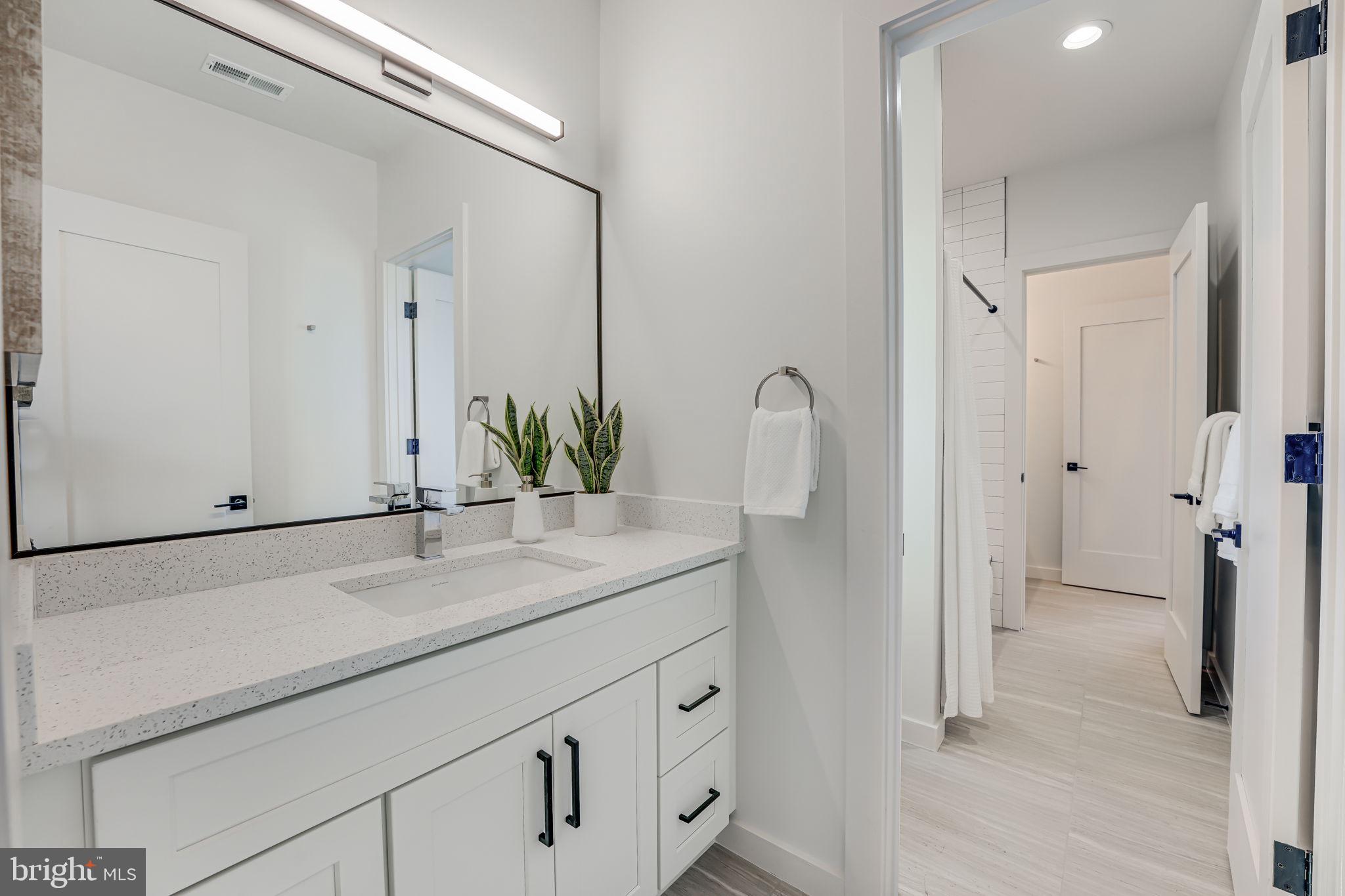 WOODLEY - Residential