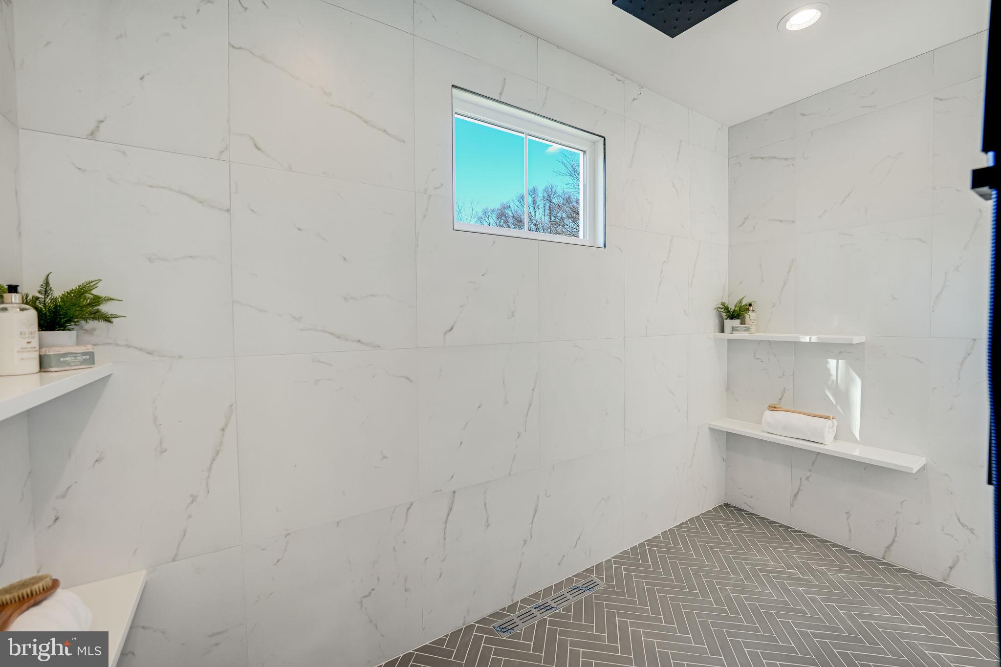 WOODLEY - Residential