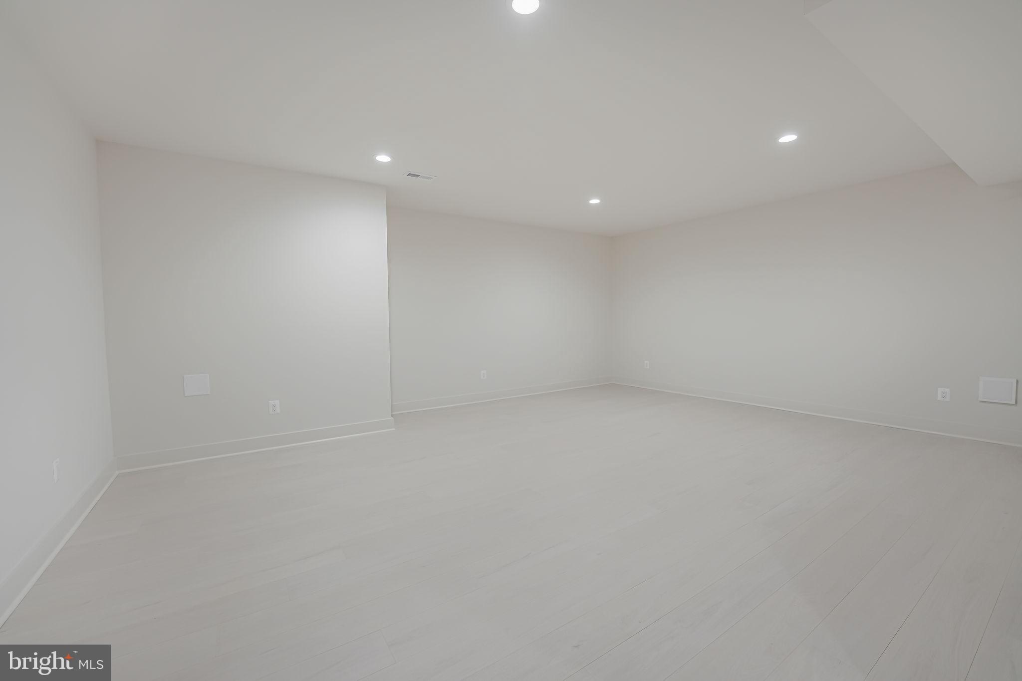 WOODLEY - Residential