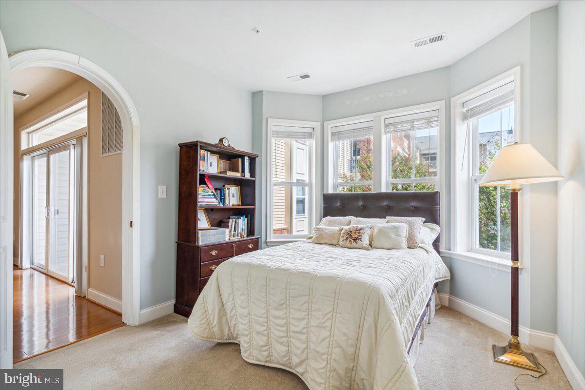 WORMANS MILL - Residential