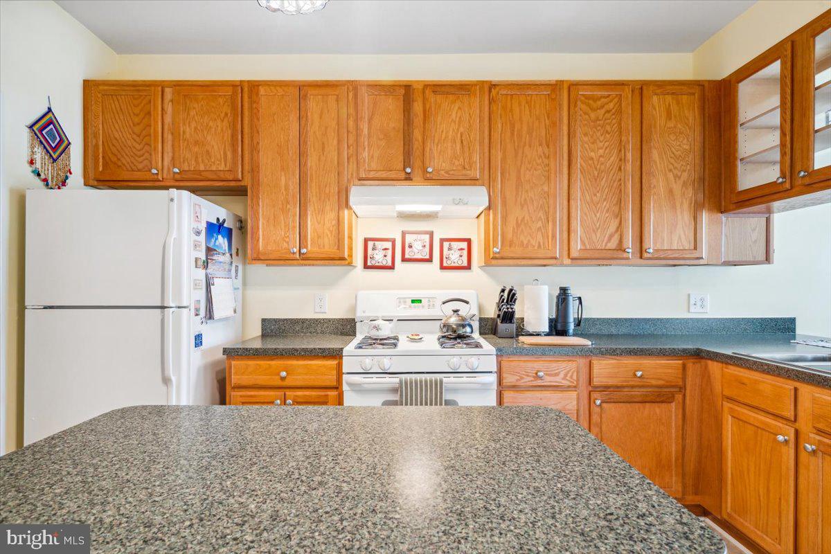 WORMANS MILL - Residential