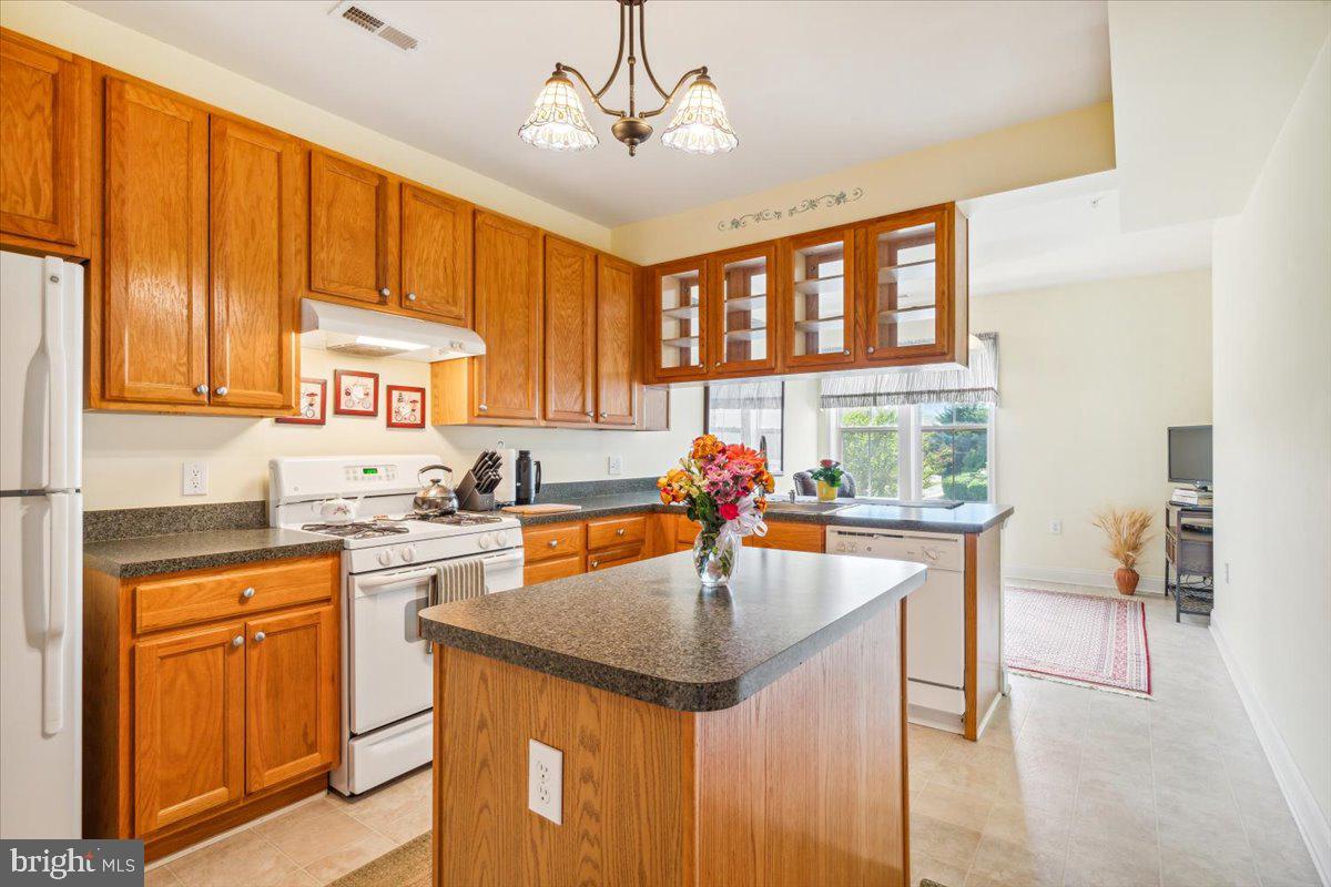 WORMANS MILL - Residential