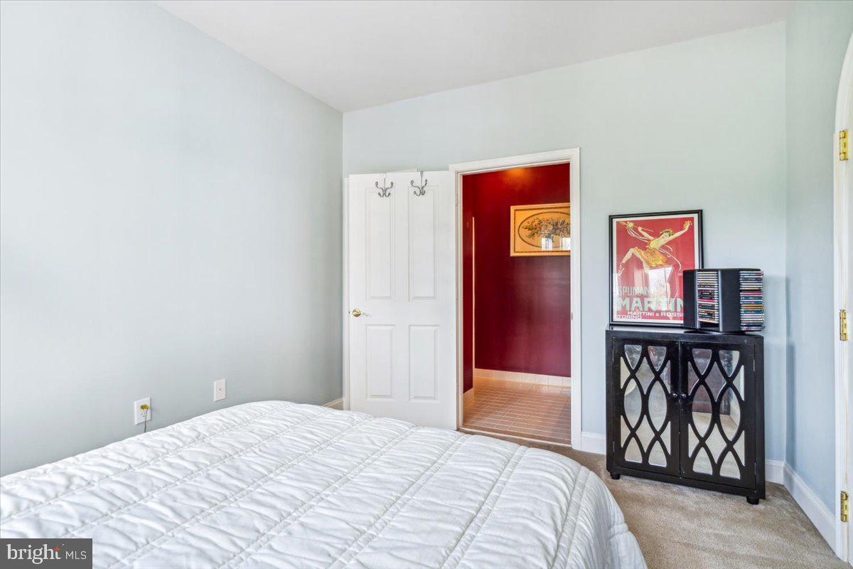 WORMANS MILL - Residential