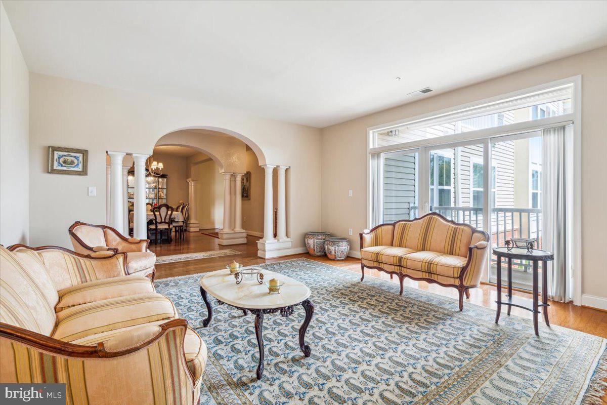 WORMANS MILL - Residential