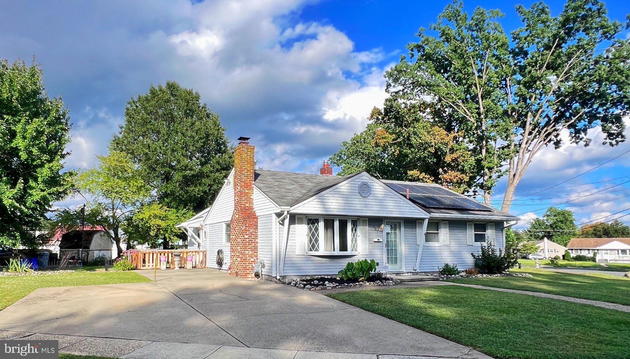 205 PHILLIPS AVENUE