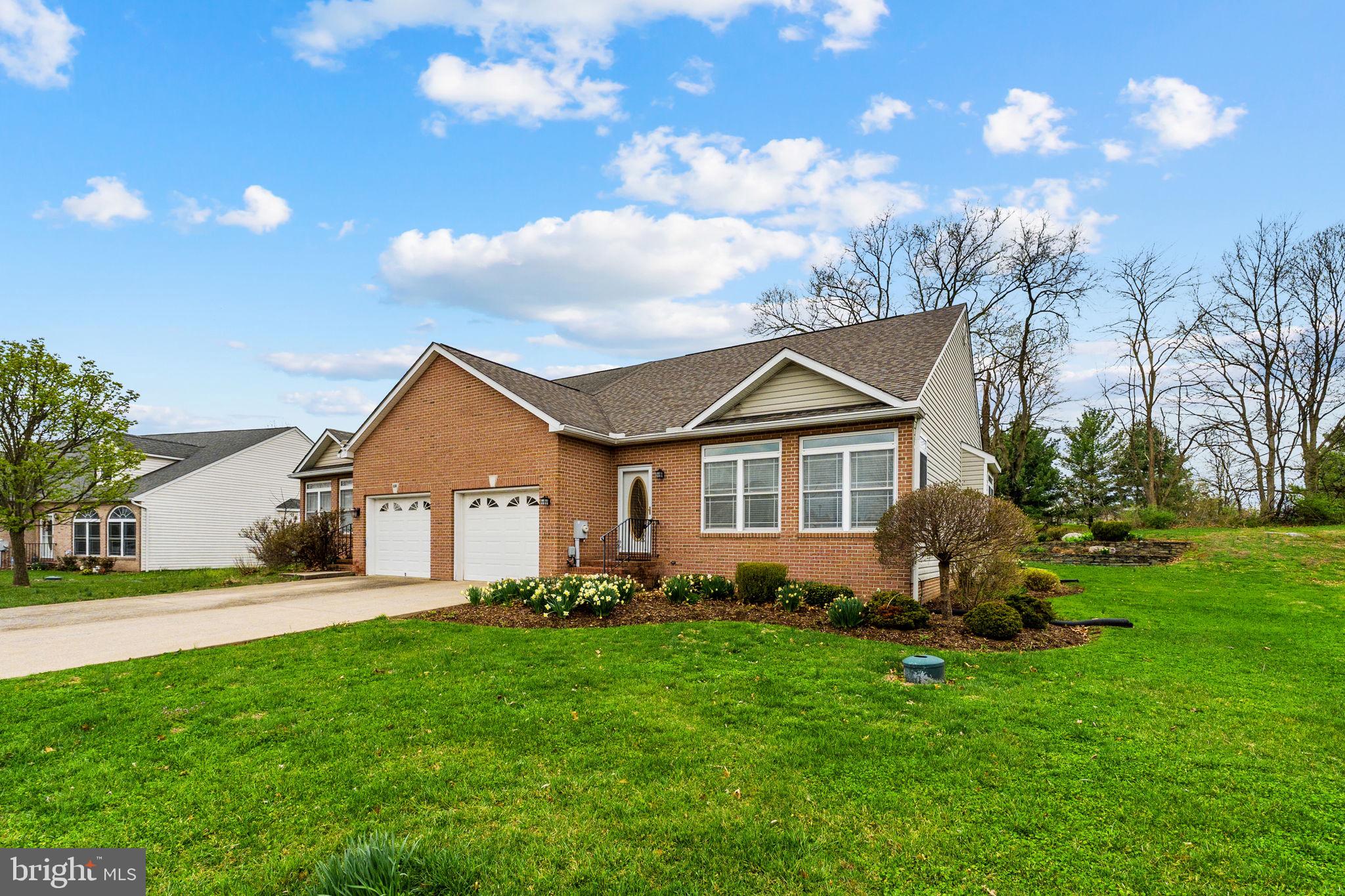 LOCUST HILL - Residential