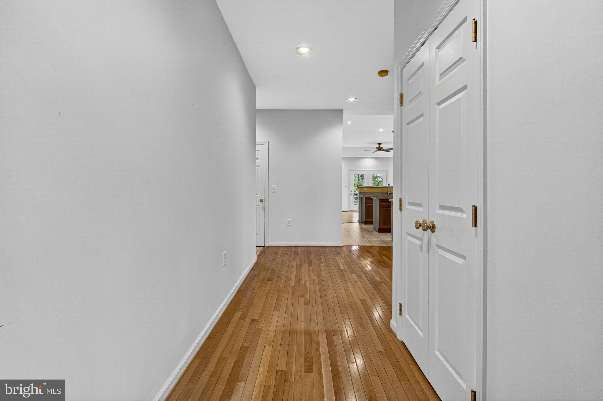 LOCUST HILL - Residential