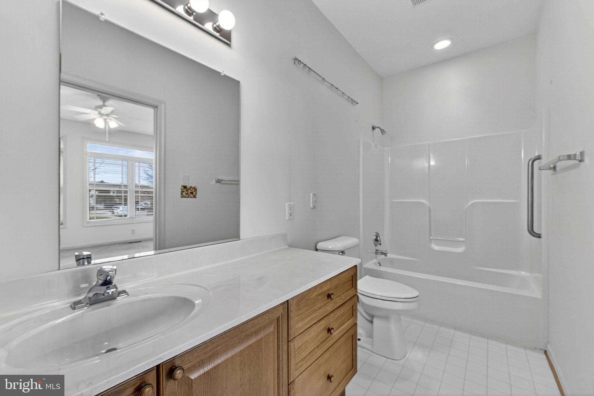 LOCUST HILL - Residential