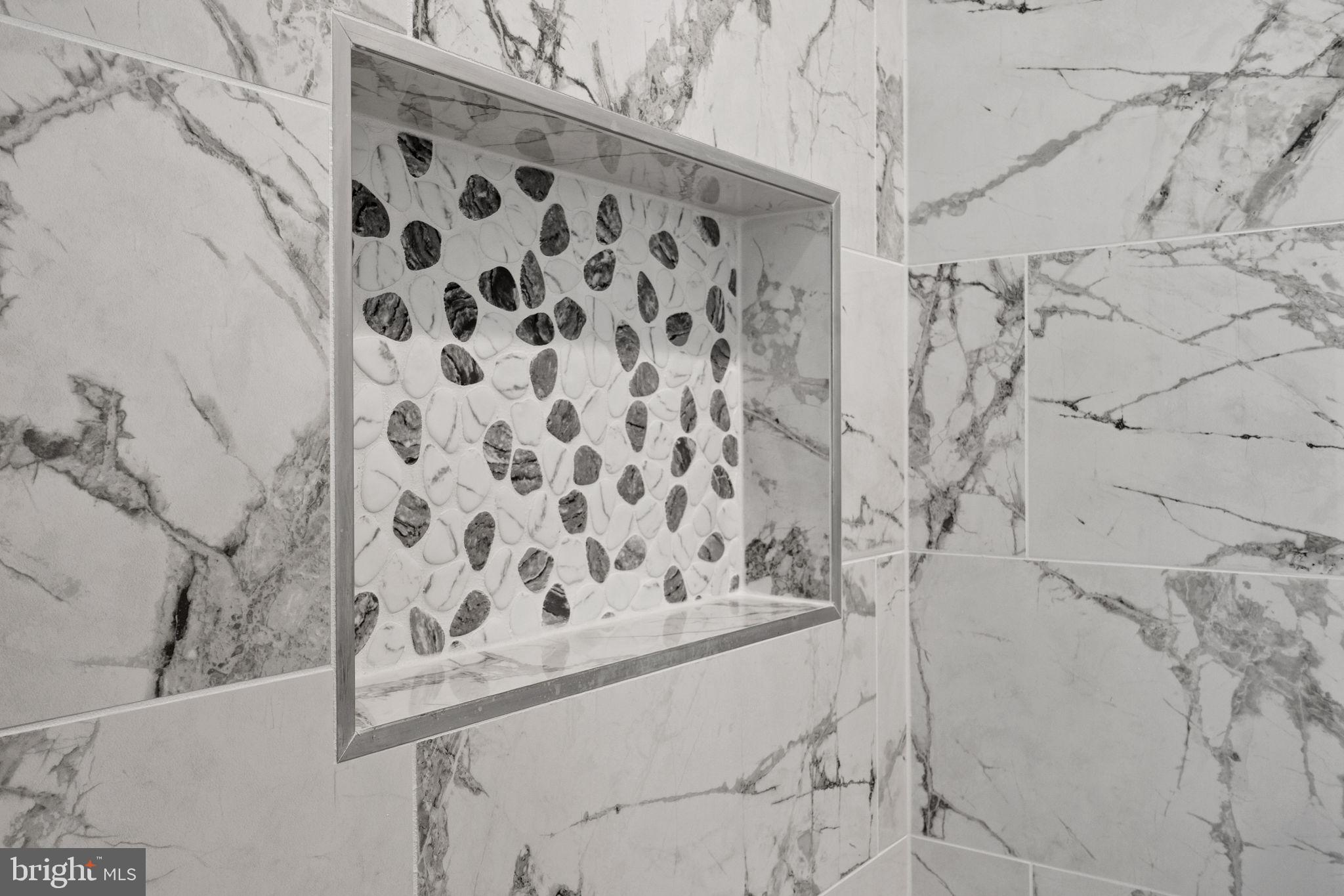 LOCUST HILL - Residential