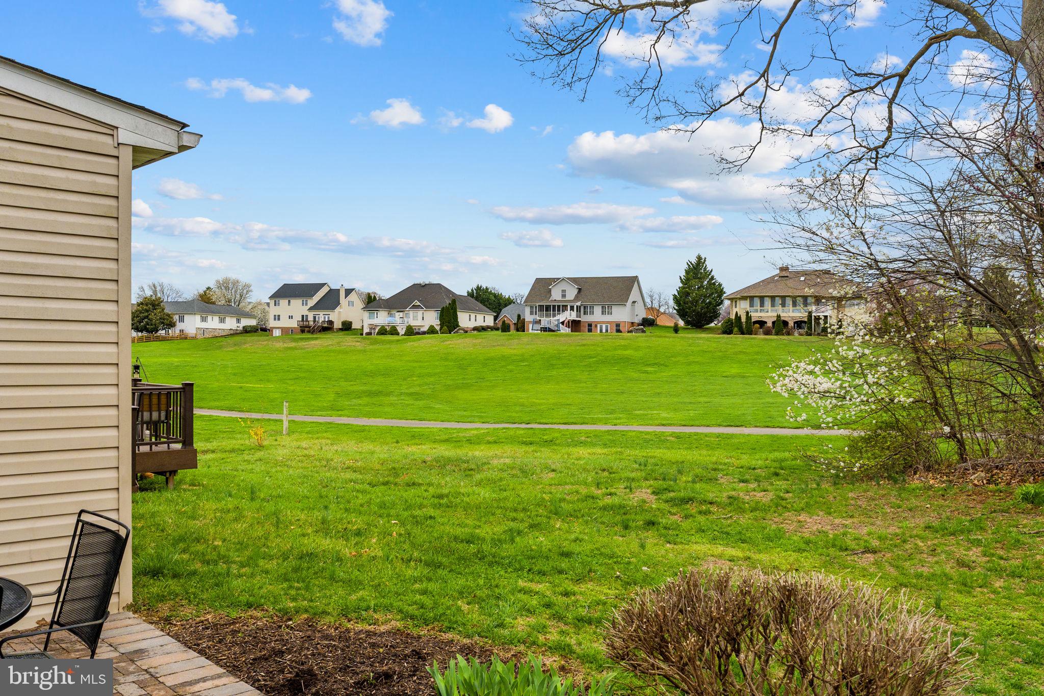 LOCUST HILL - Residential