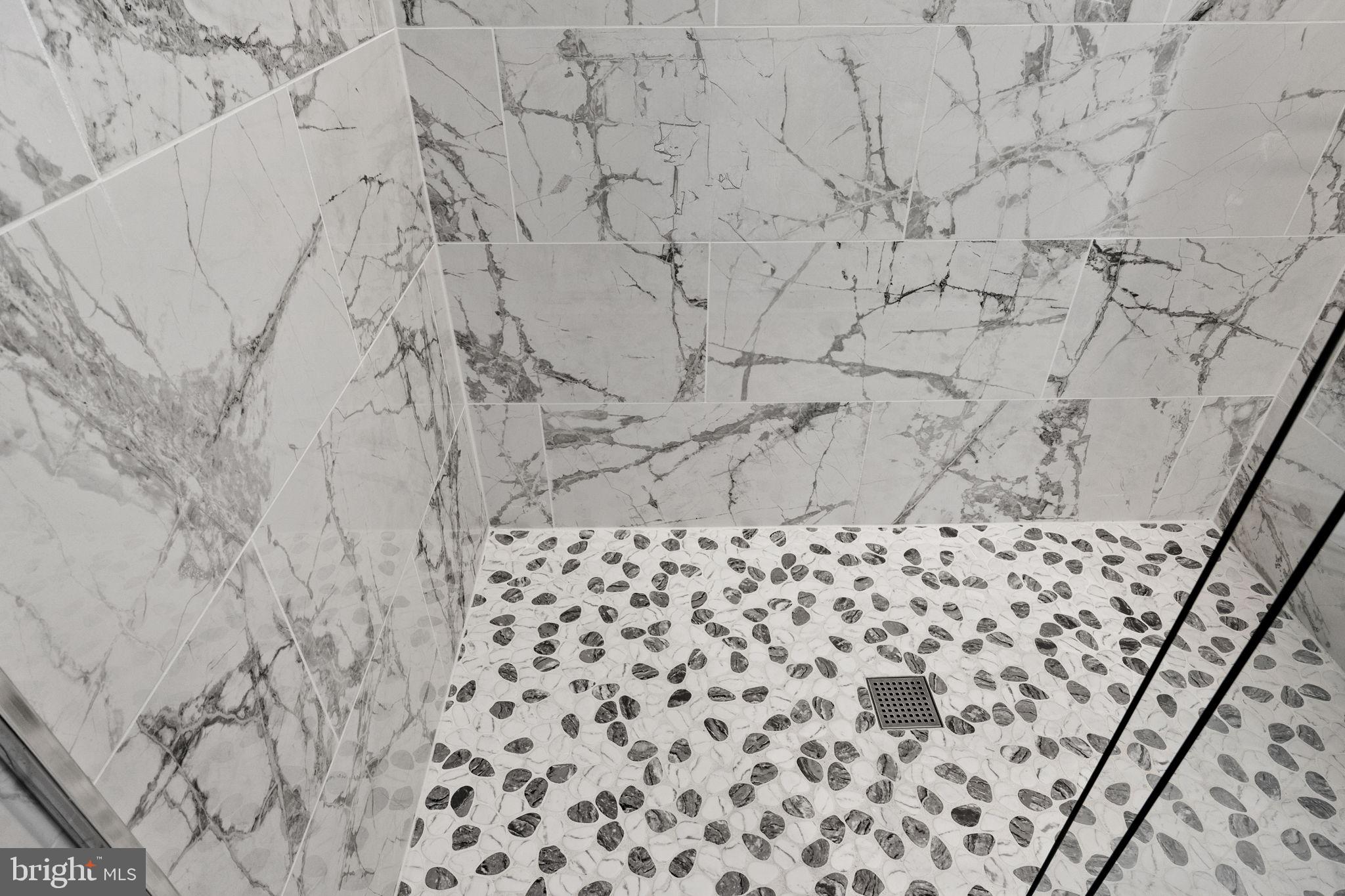 LOCUST HILL - Residential