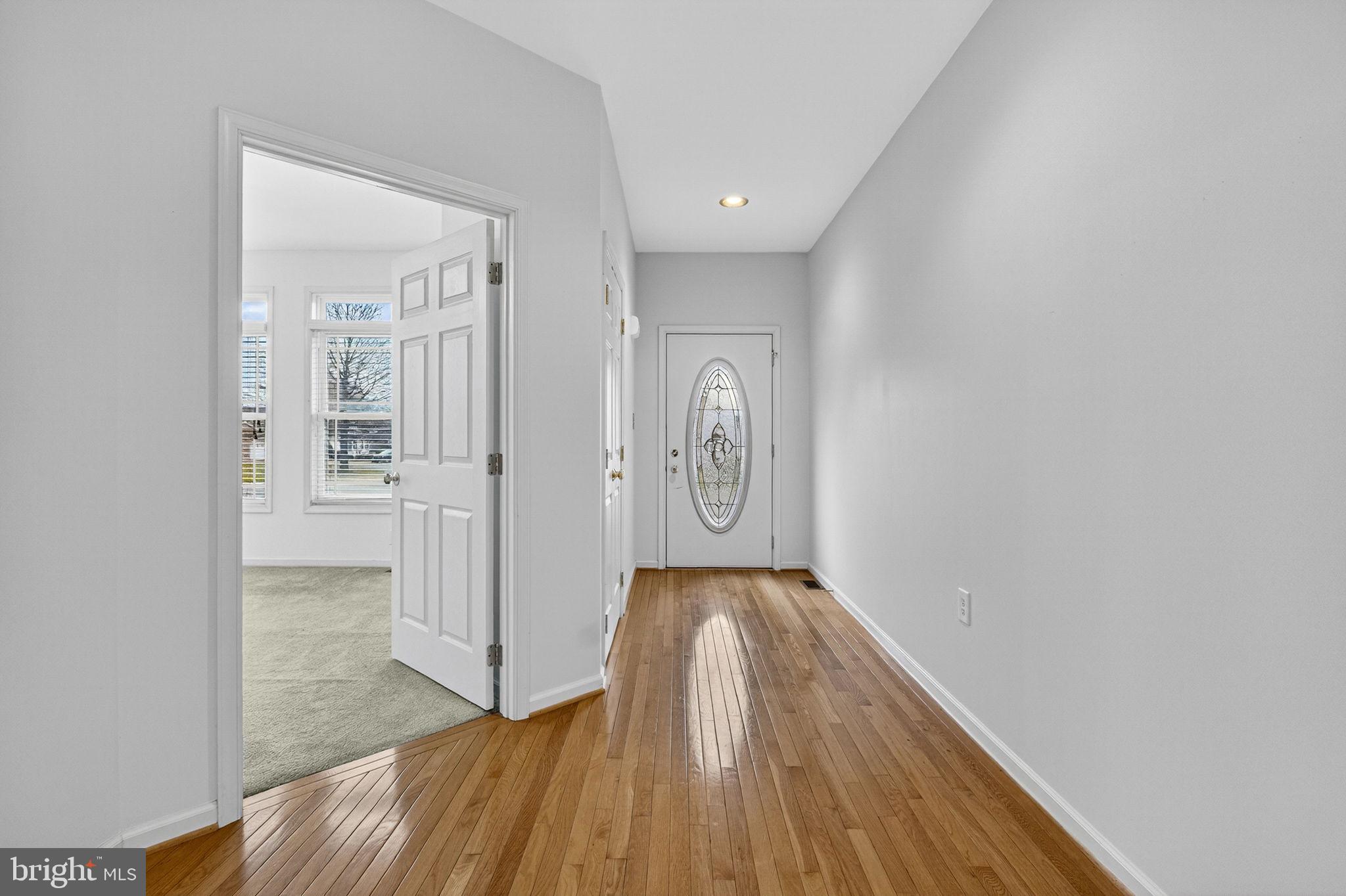 LOCUST HILL - Residential