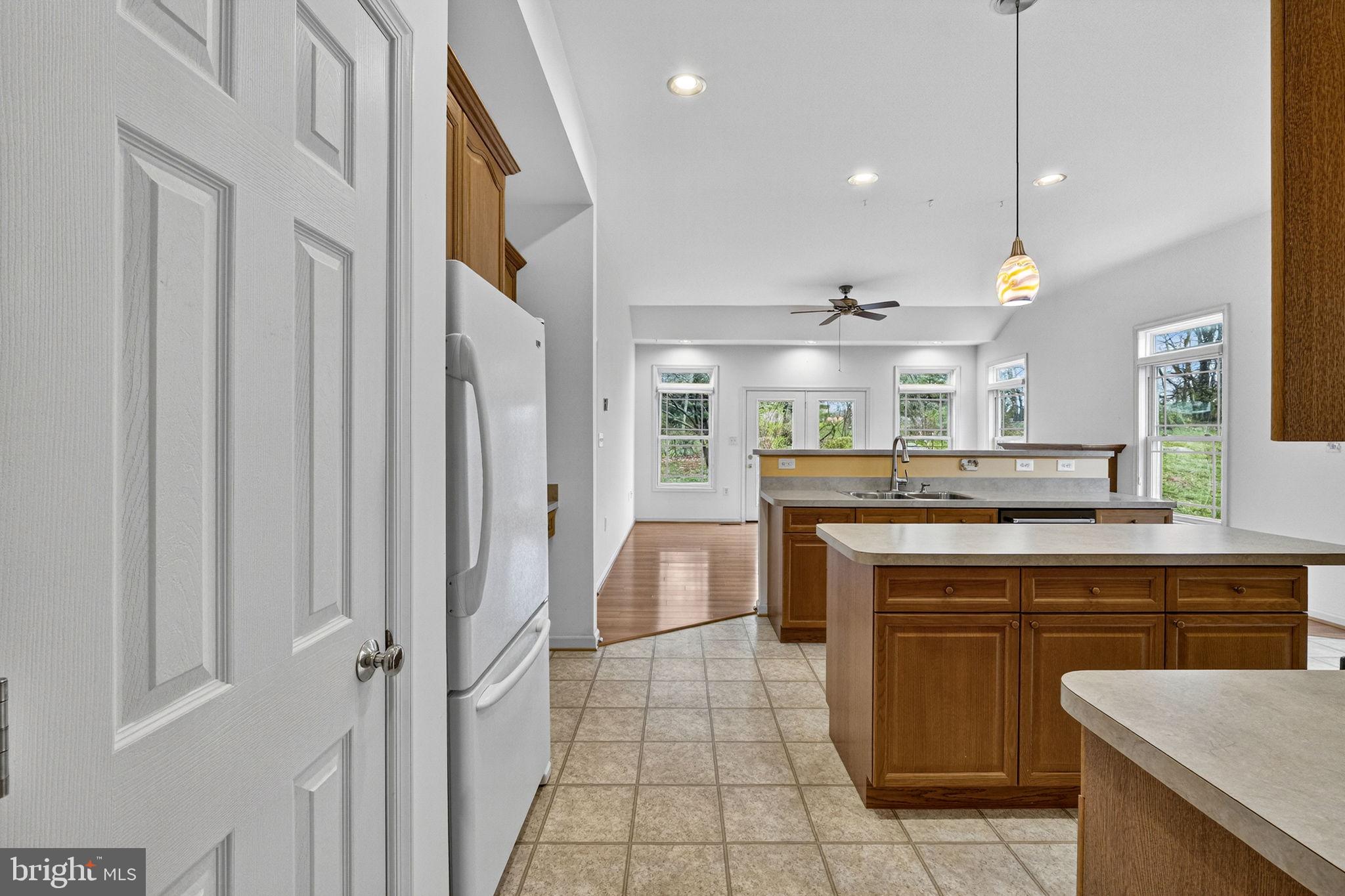 LOCUST HILL - Residential