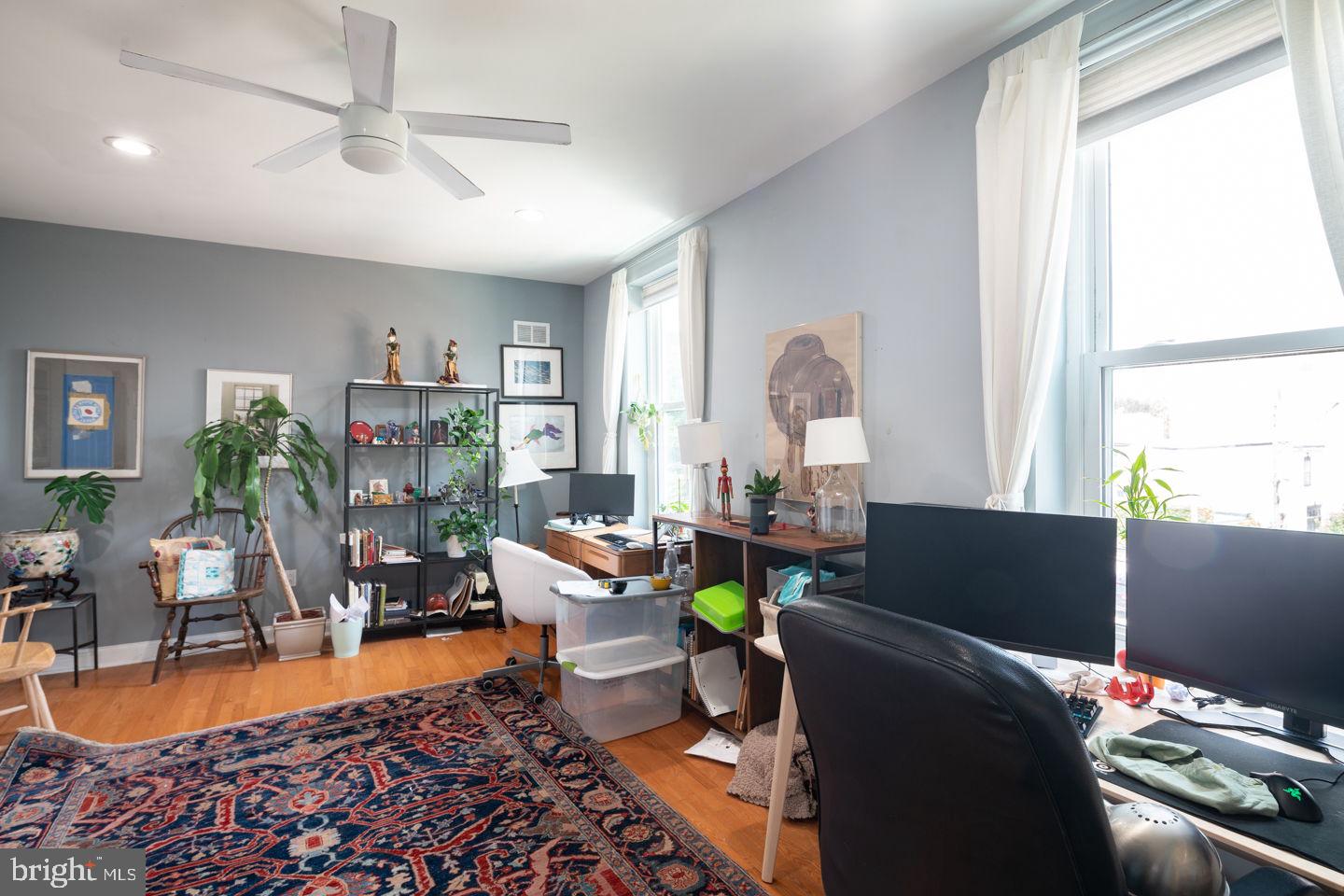 KENSINGTON - Residential Lease