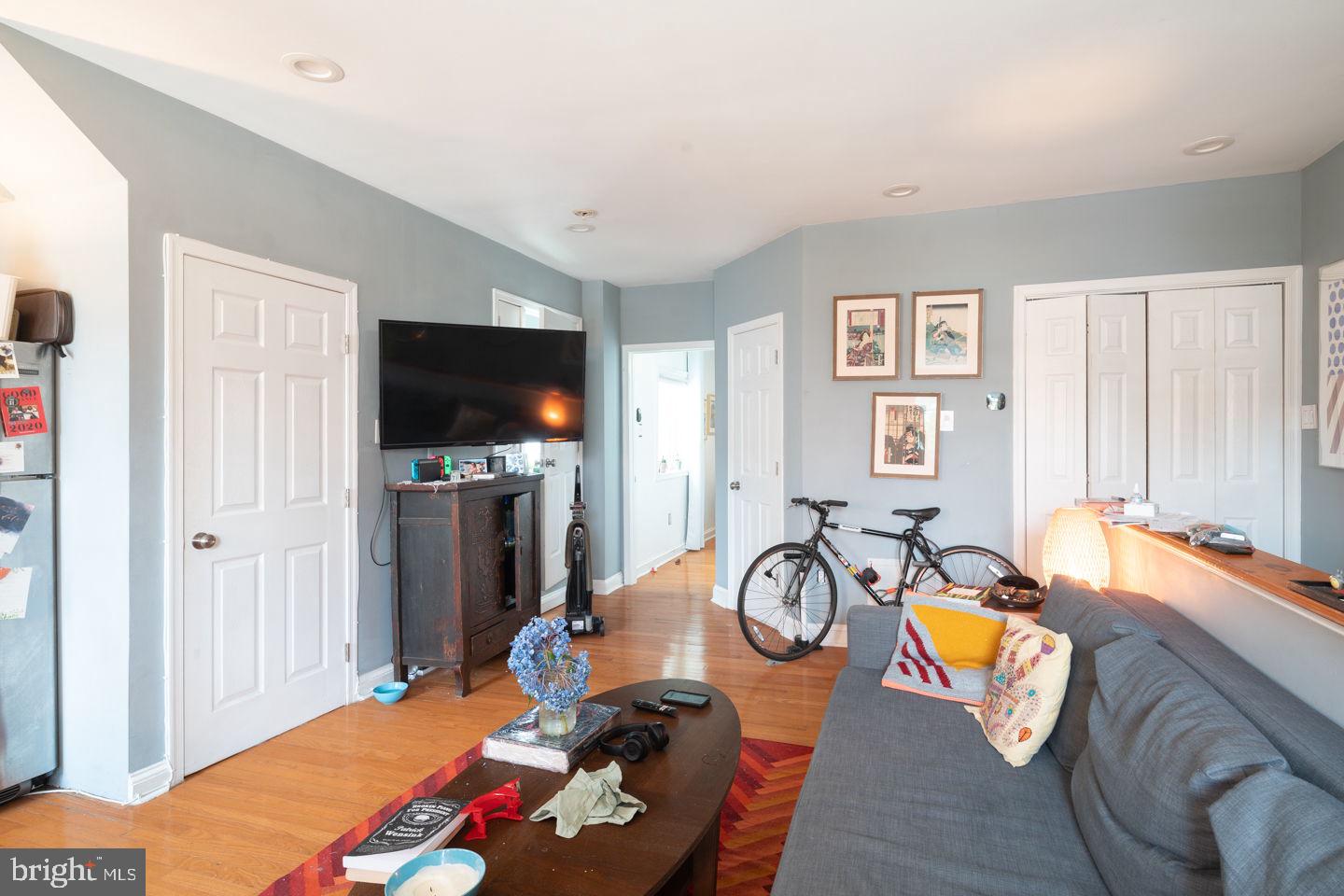 KENSINGTON - Residential Lease