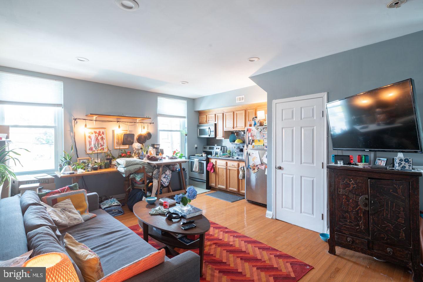 KENSINGTON - Residential Lease