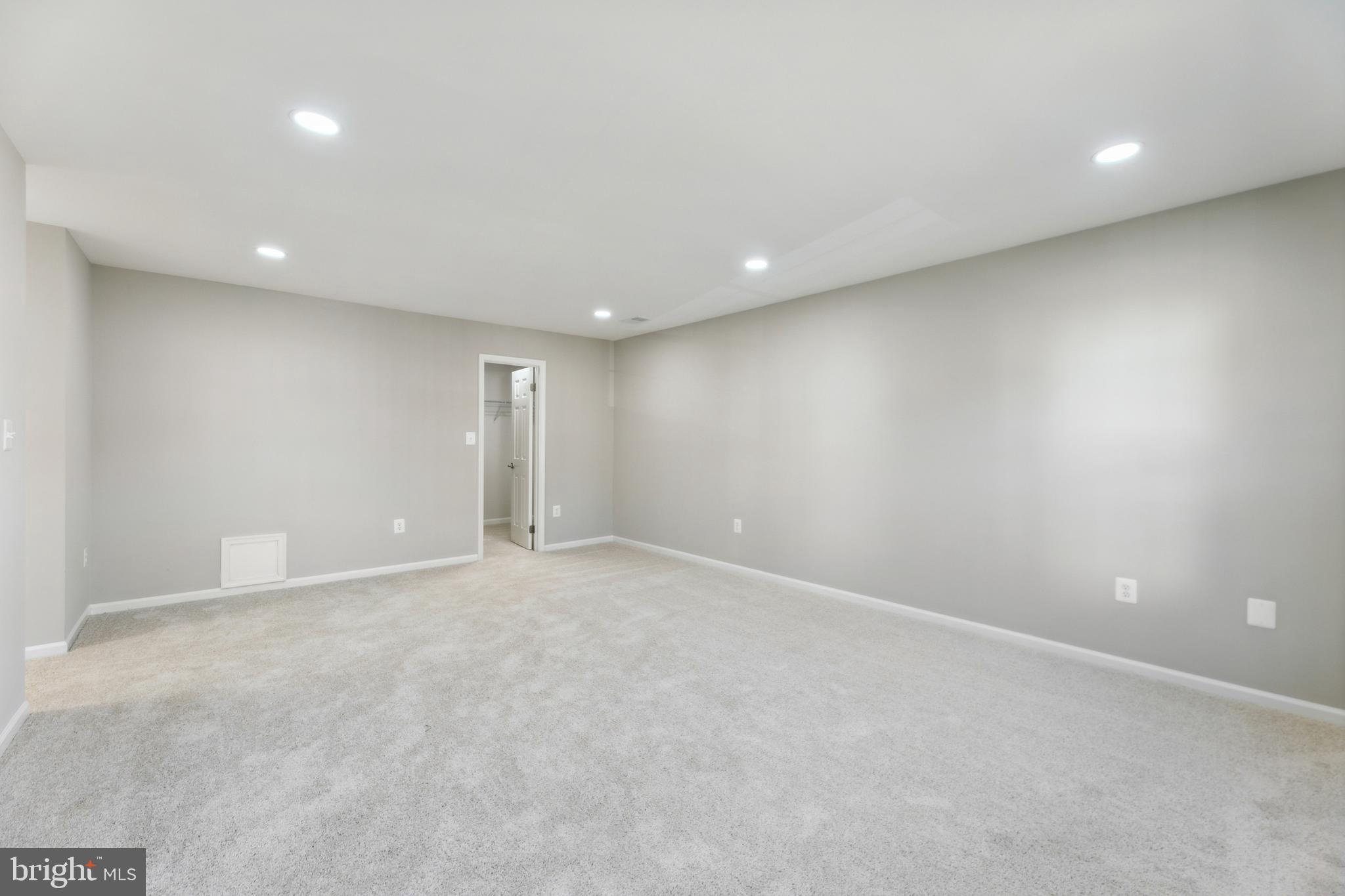 LITTLE ROCKY RUN - Residential