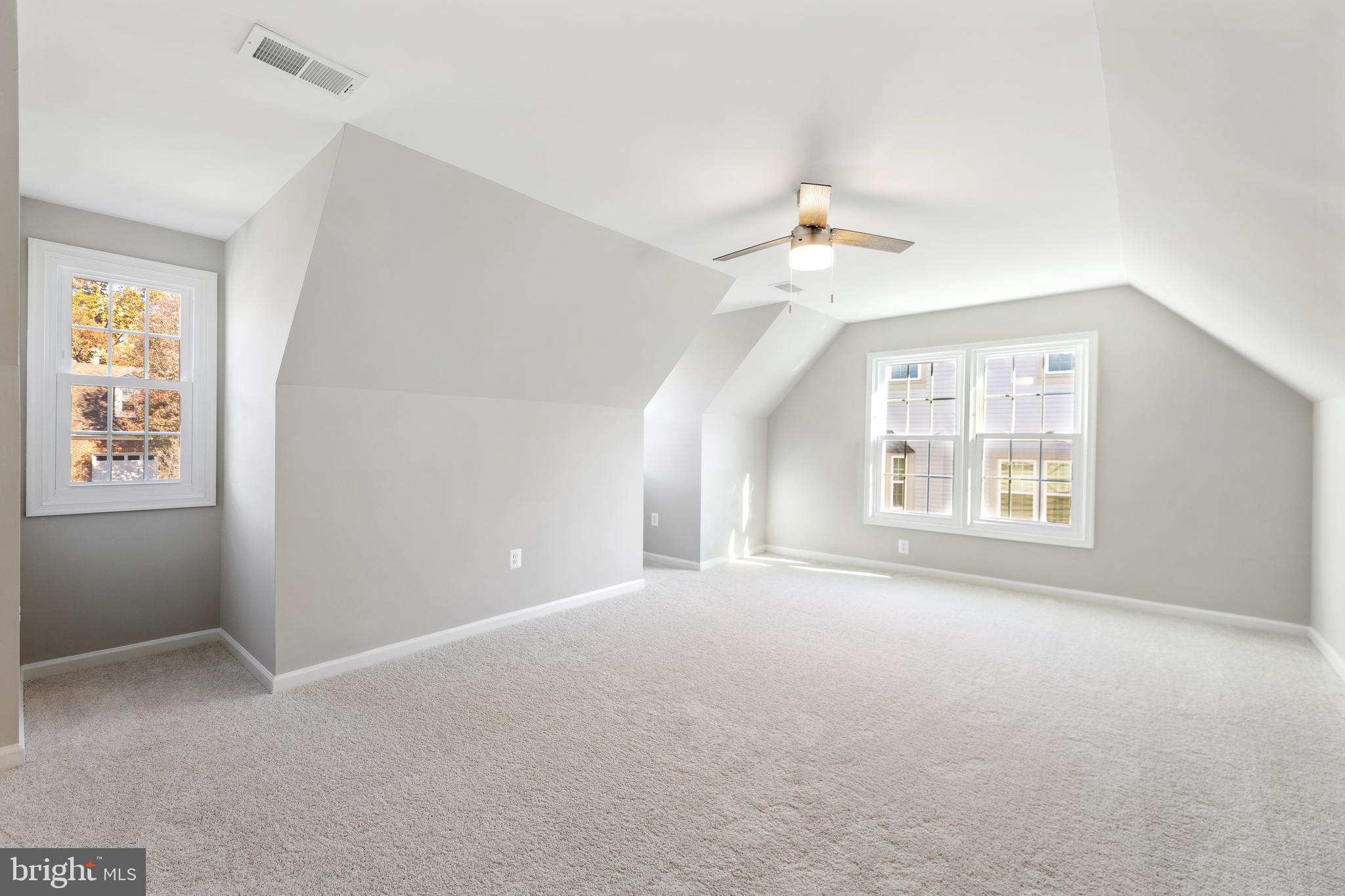 LITTLE ROCKY RUN - Residential