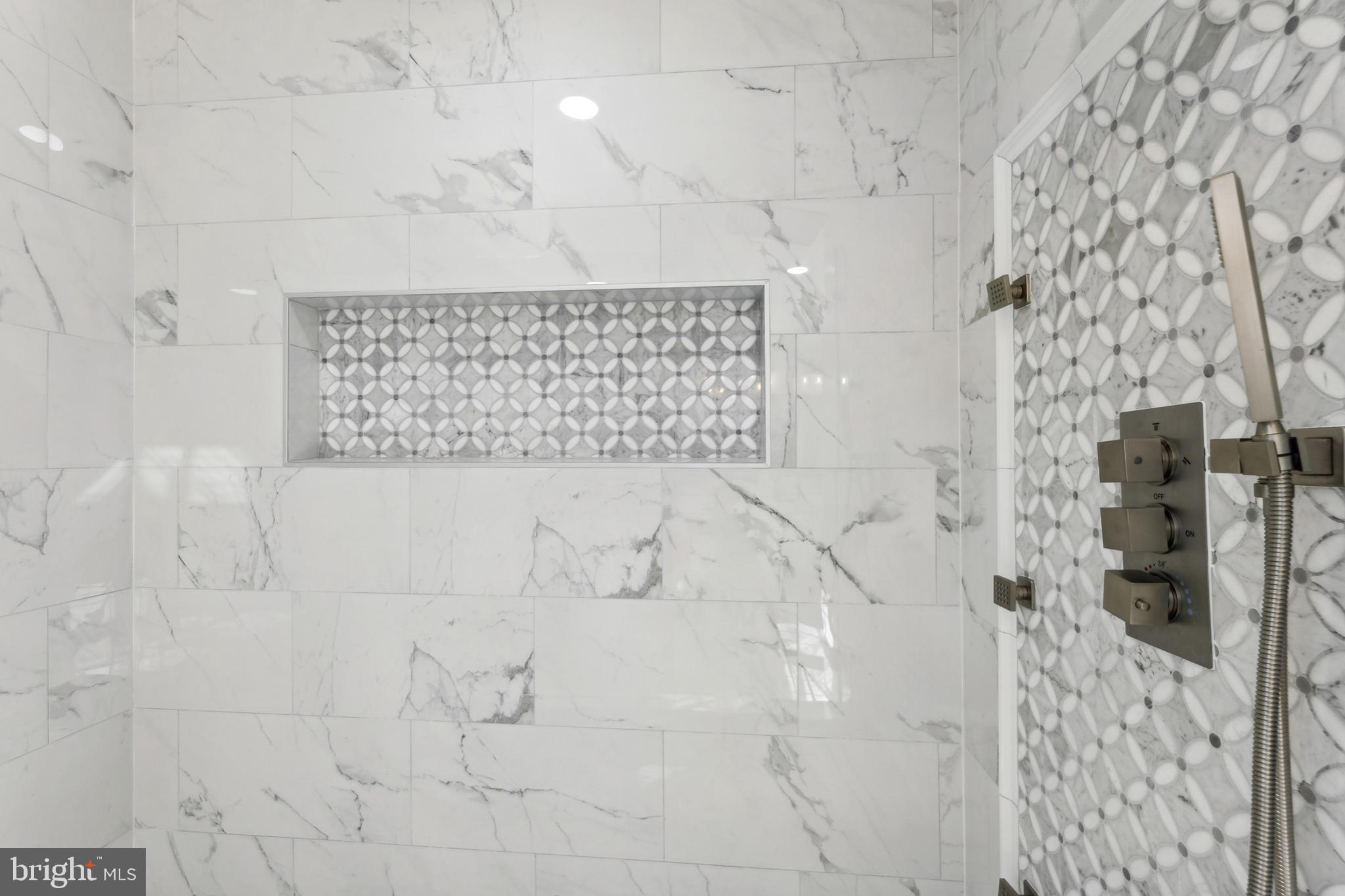 LITTLE ROCKY RUN - Residential