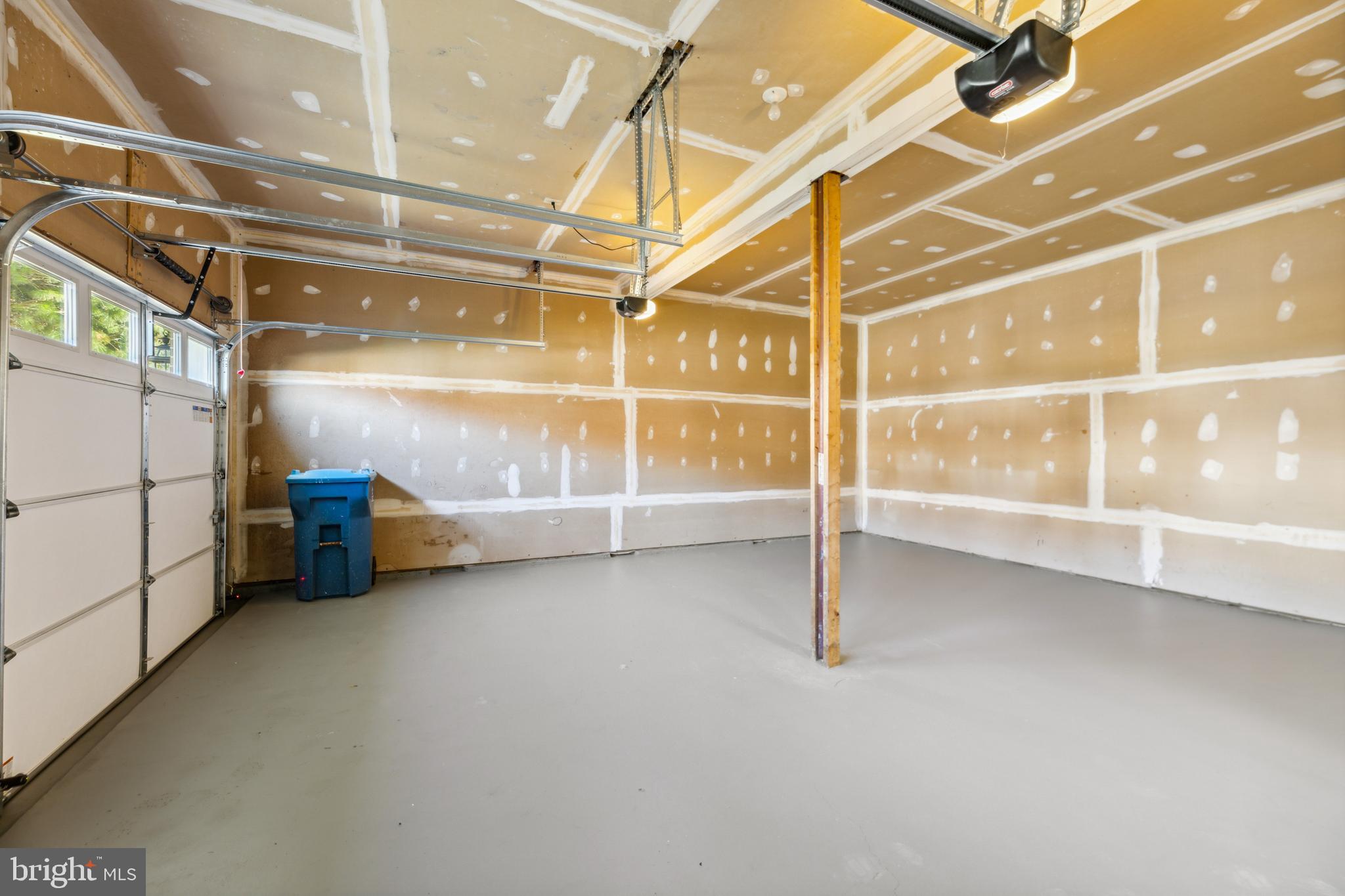 LITTLE ROCKY RUN - Residential