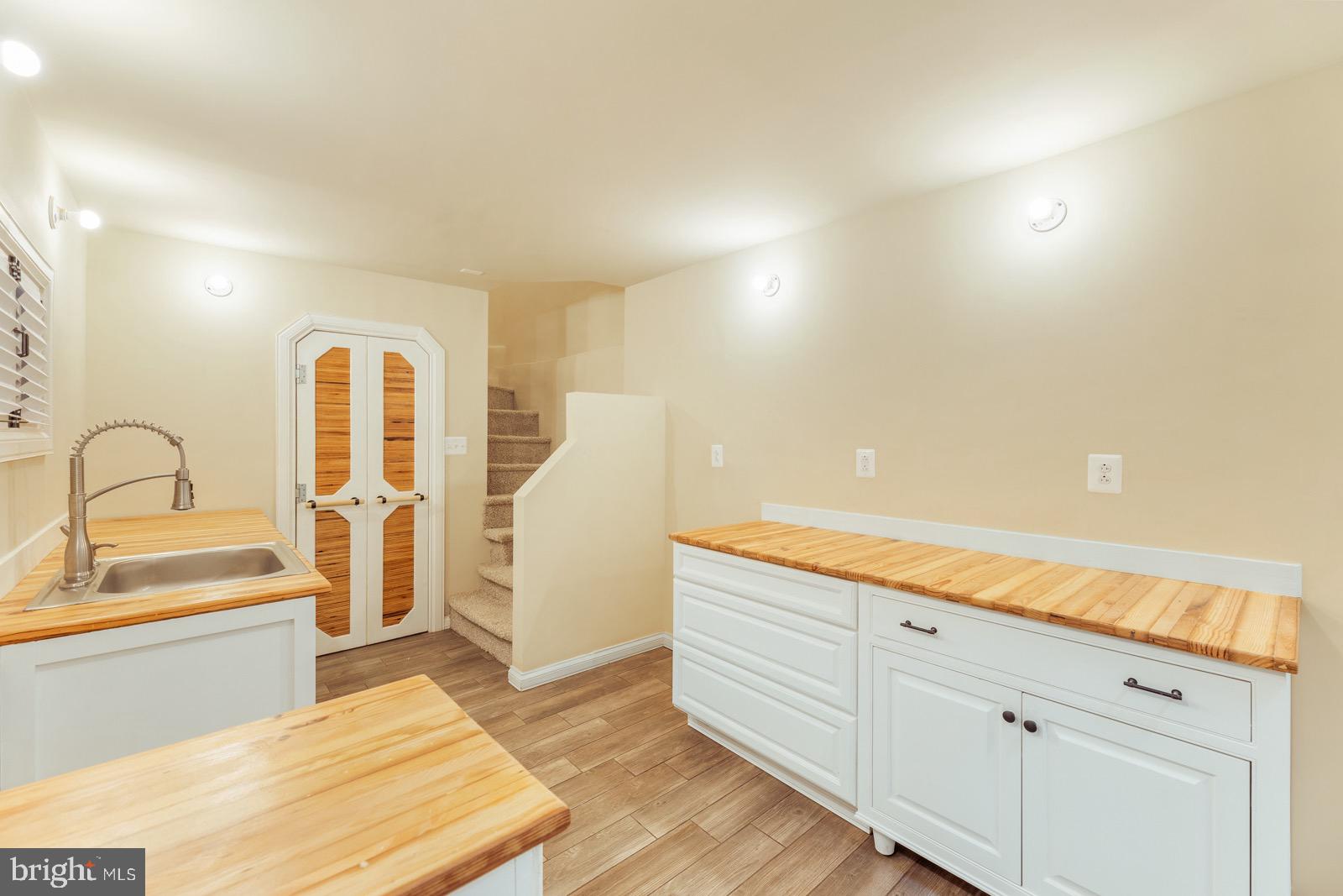 WEST PHILADELPHIA - Residential