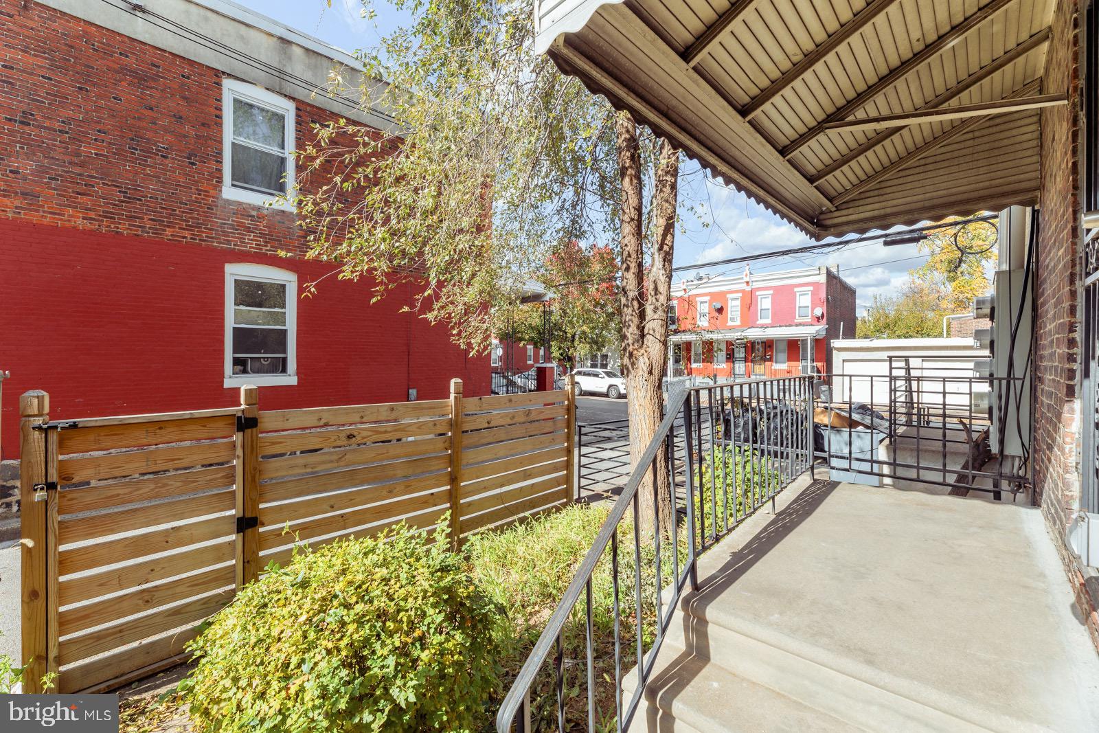 WEST PHILADELPHIA - Residential