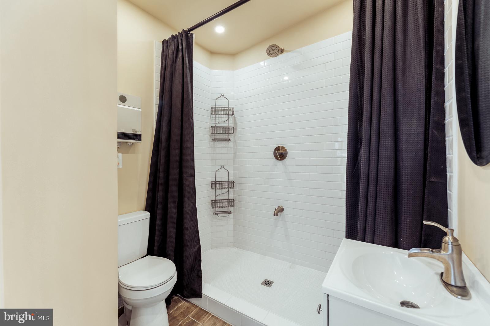 WEST PHILADELPHIA - Residential