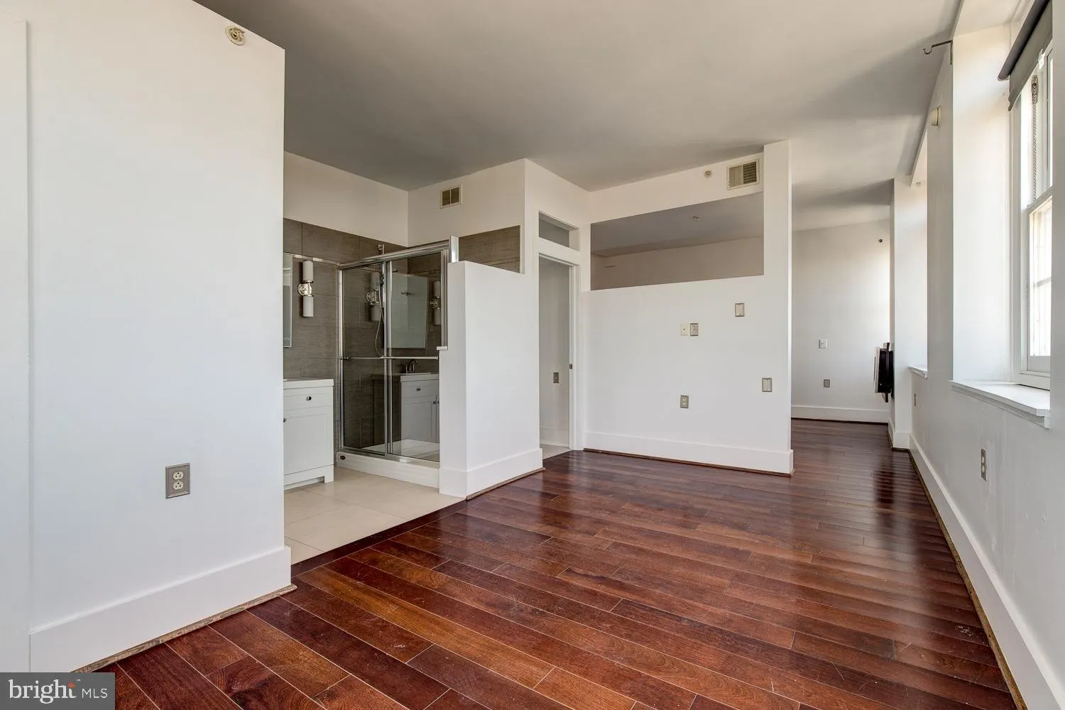 Philadelphia, Pennsylvania 19147, United States, 10 Bedrooms Bedrooms, ,Residential,Active,51197