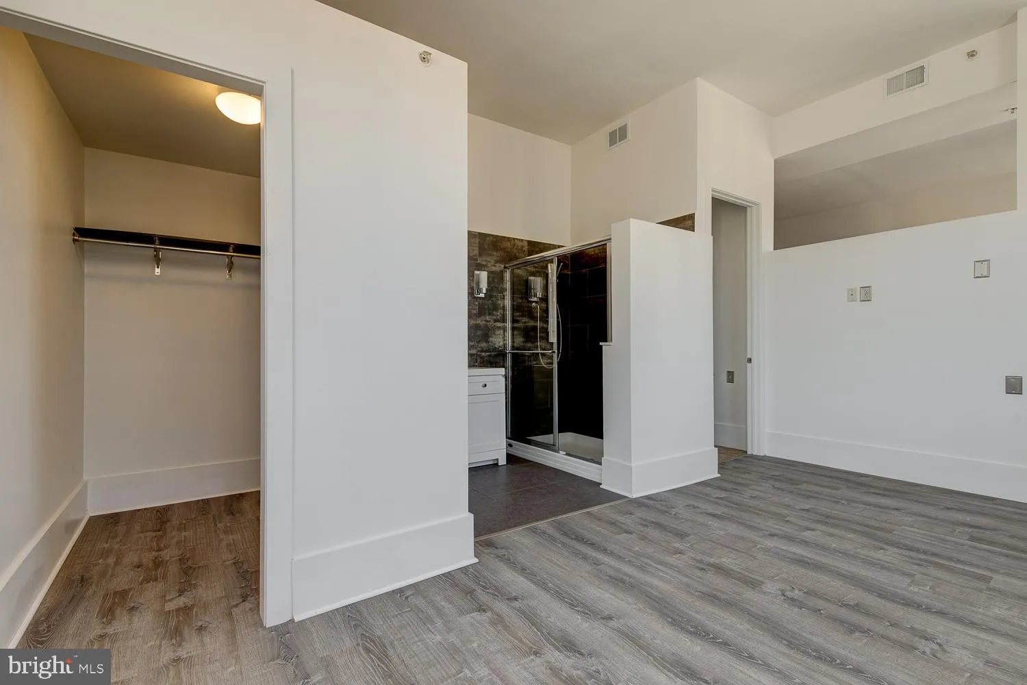 Philadelphia, Pennsylvania 19147, United States, 10 Bedrooms Bedrooms, ,Residential,Active,51197