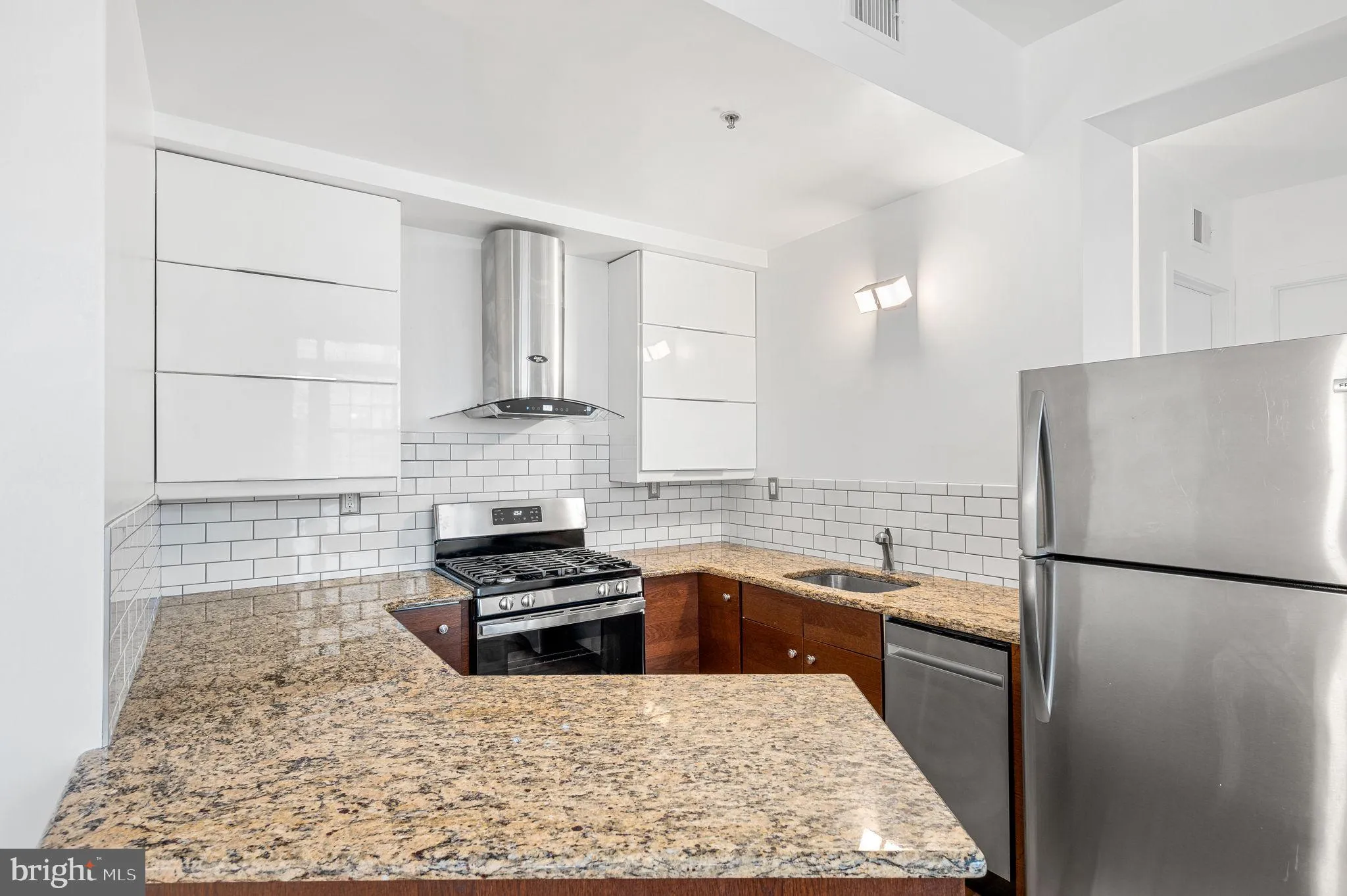 Philadelphia, Pennsylvania 19147, United States, 10 Bedrooms Bedrooms, ,Residential,Active,51197
