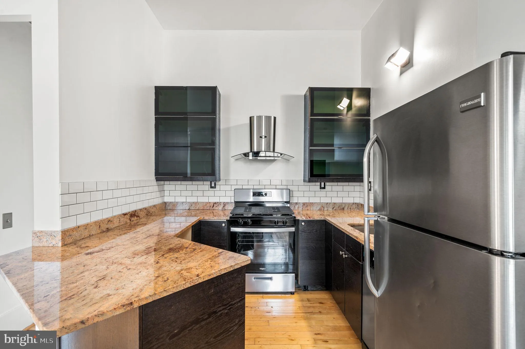 Philadelphia, Pennsylvania 19147, United States, 10 Bedrooms Bedrooms, ,Residential,Active,51197