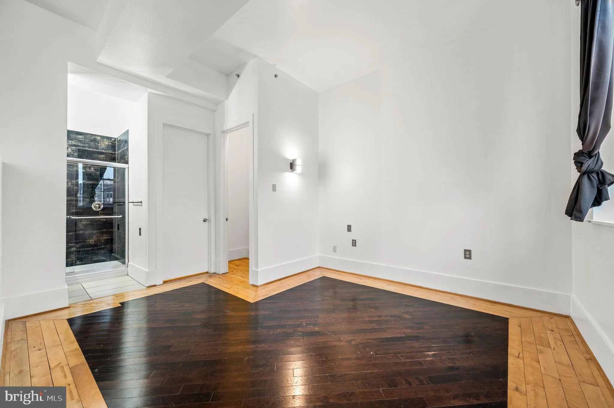 Philadelphia, Pennsylvania 19147, United States, 10 Bedrooms Bedrooms, ,Residential,Active,51197
