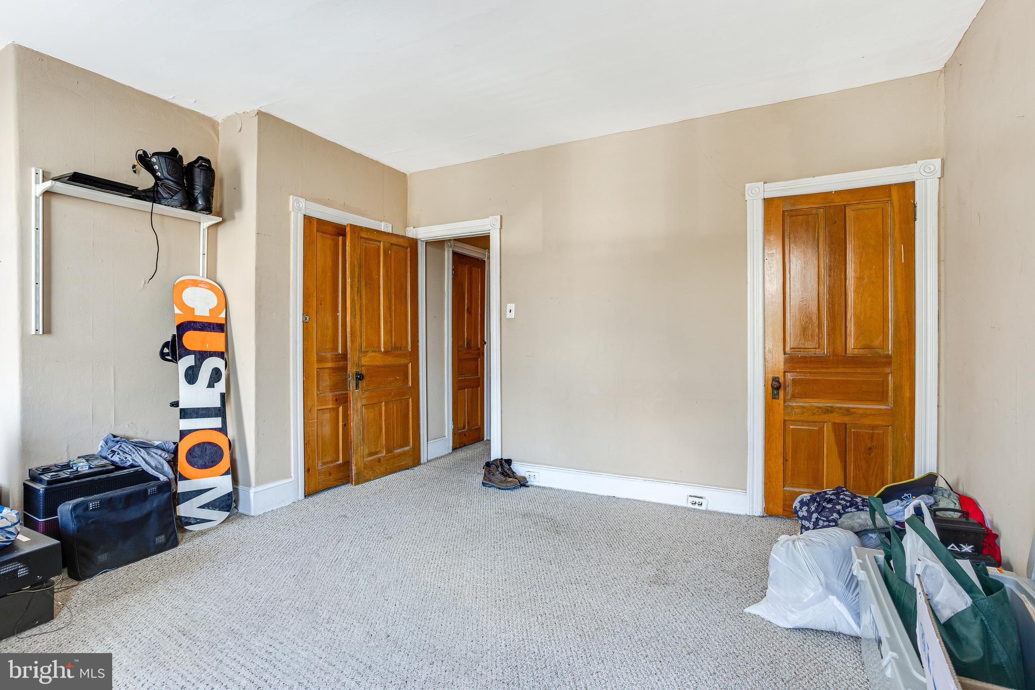 ROXBOROUGH - Residential