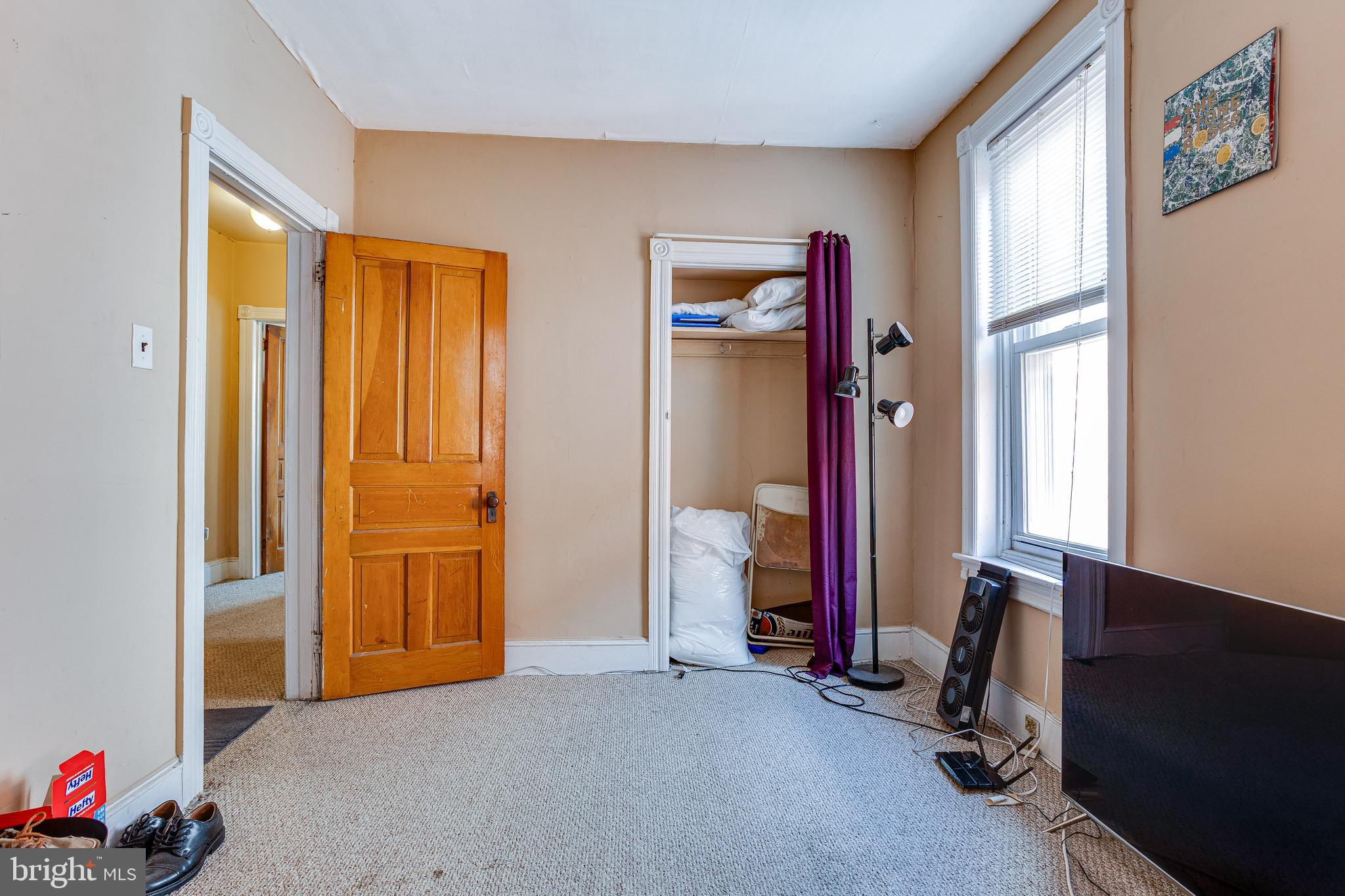 ROXBOROUGH - Residential