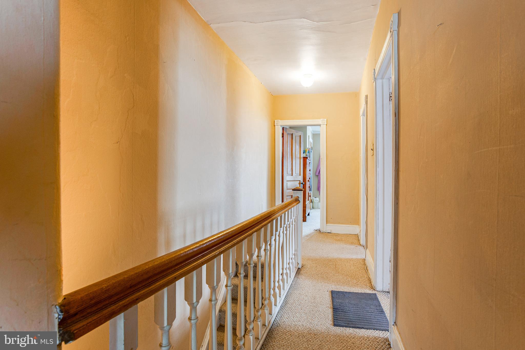 ROXBOROUGH - Residential