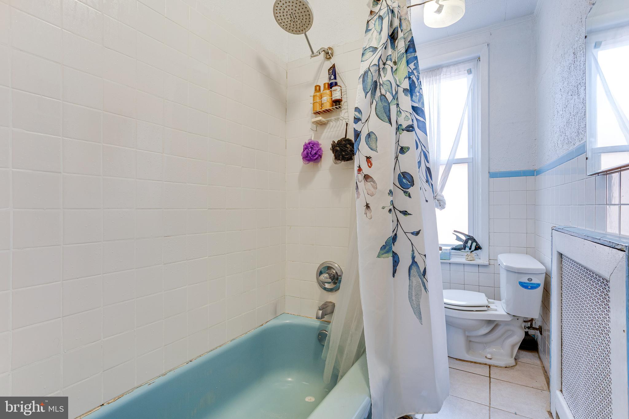 ROXBOROUGH - Residential