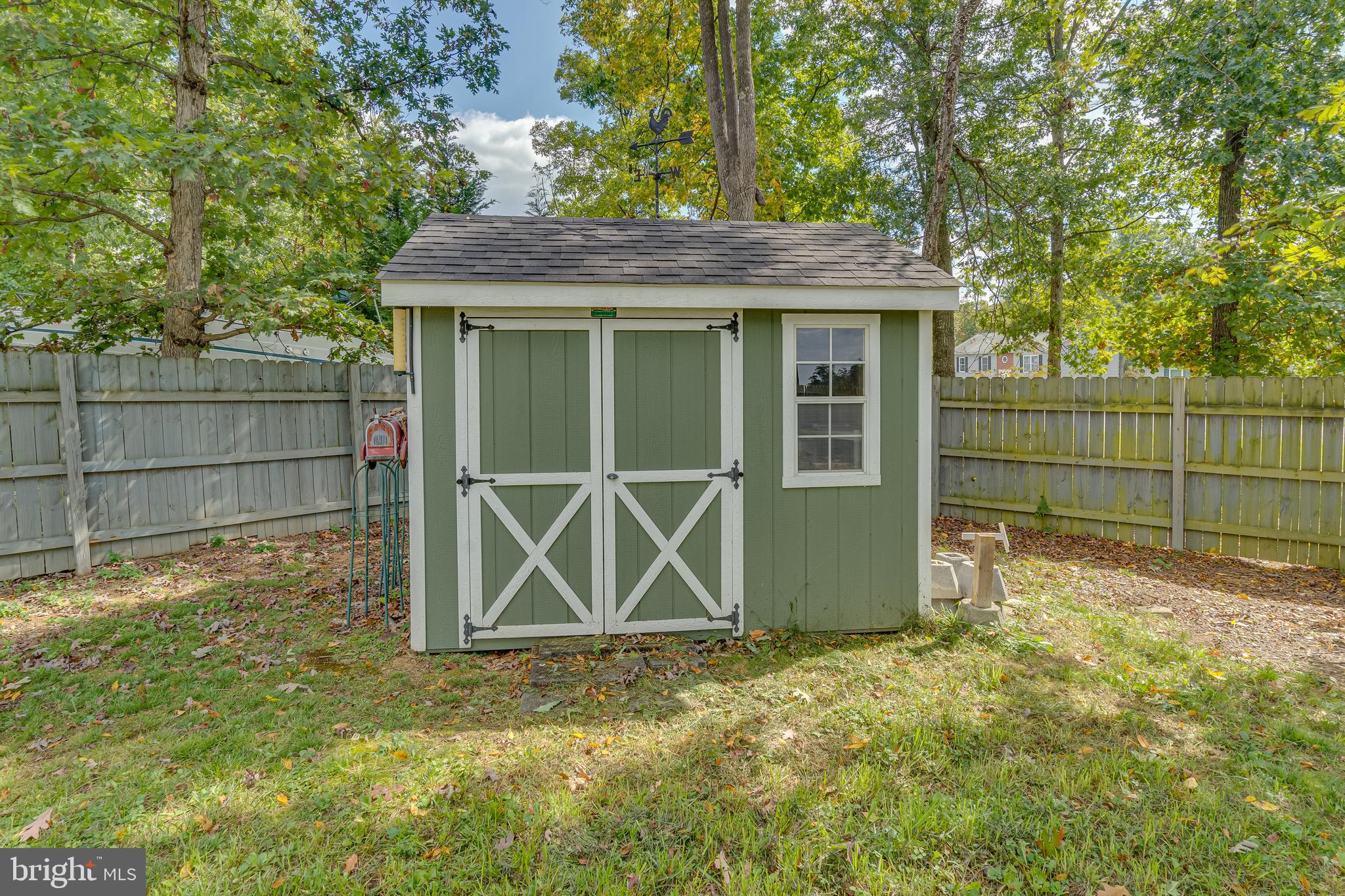 MIDDLE CREEK MANOR - Residential