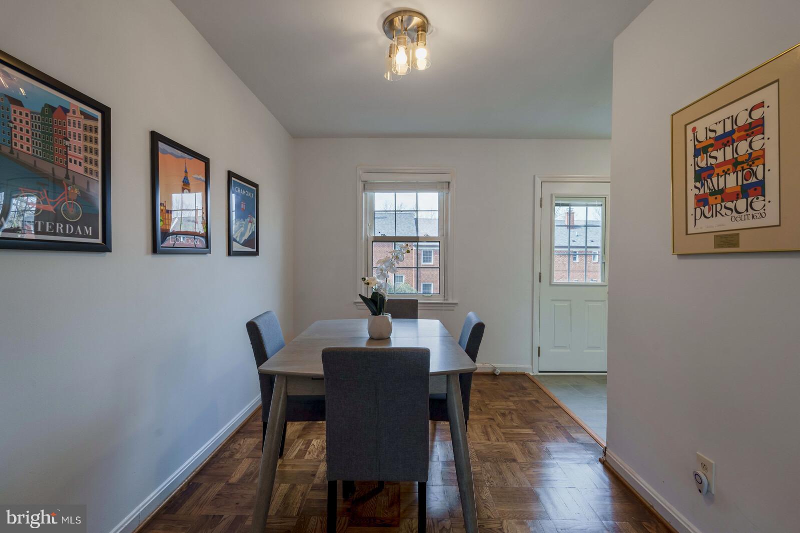 CHEVY CHASE CREST - Residential