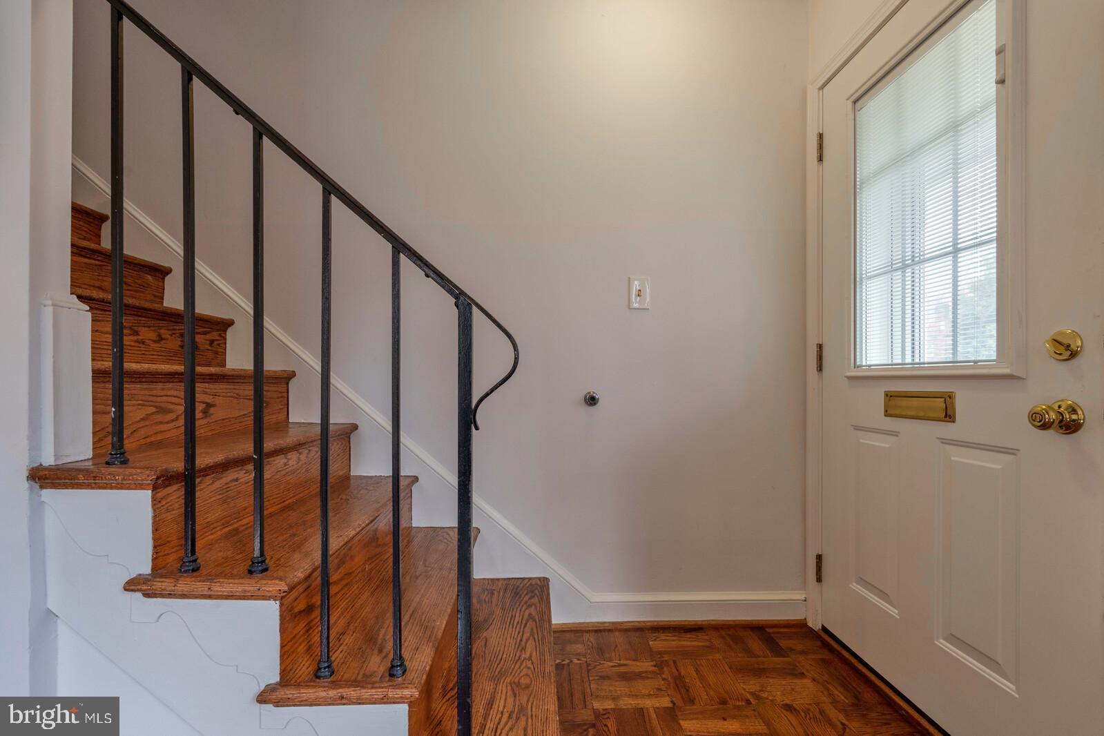 CHEVY CHASE CREST - Residential