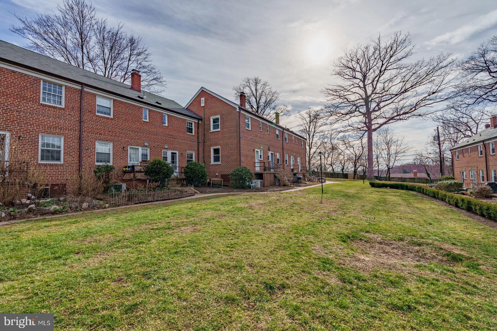 CHEVY CHASE CREST - Residential