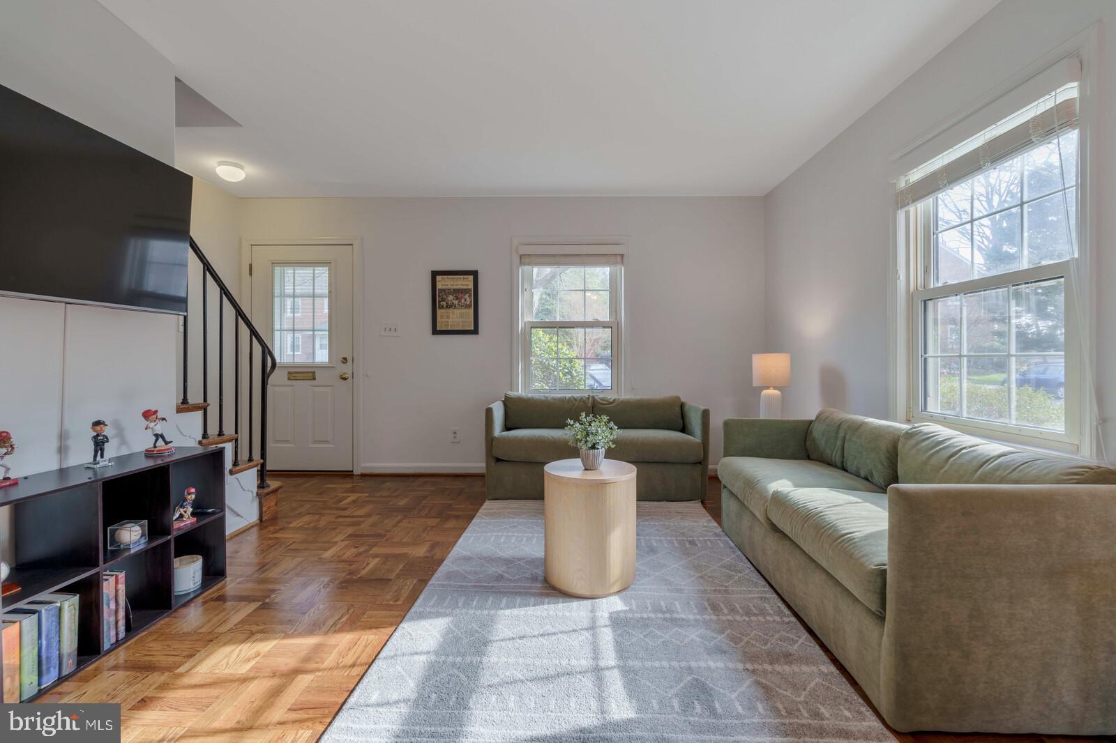 CHEVY CHASE CREST - Residential