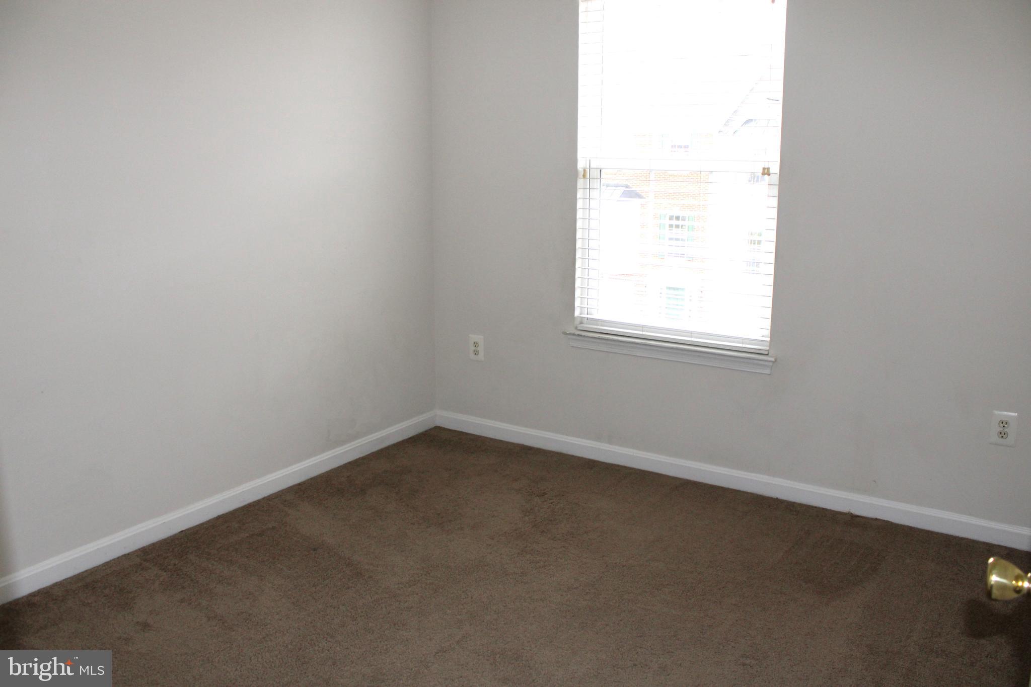 TAMARLANE - Residential Lease