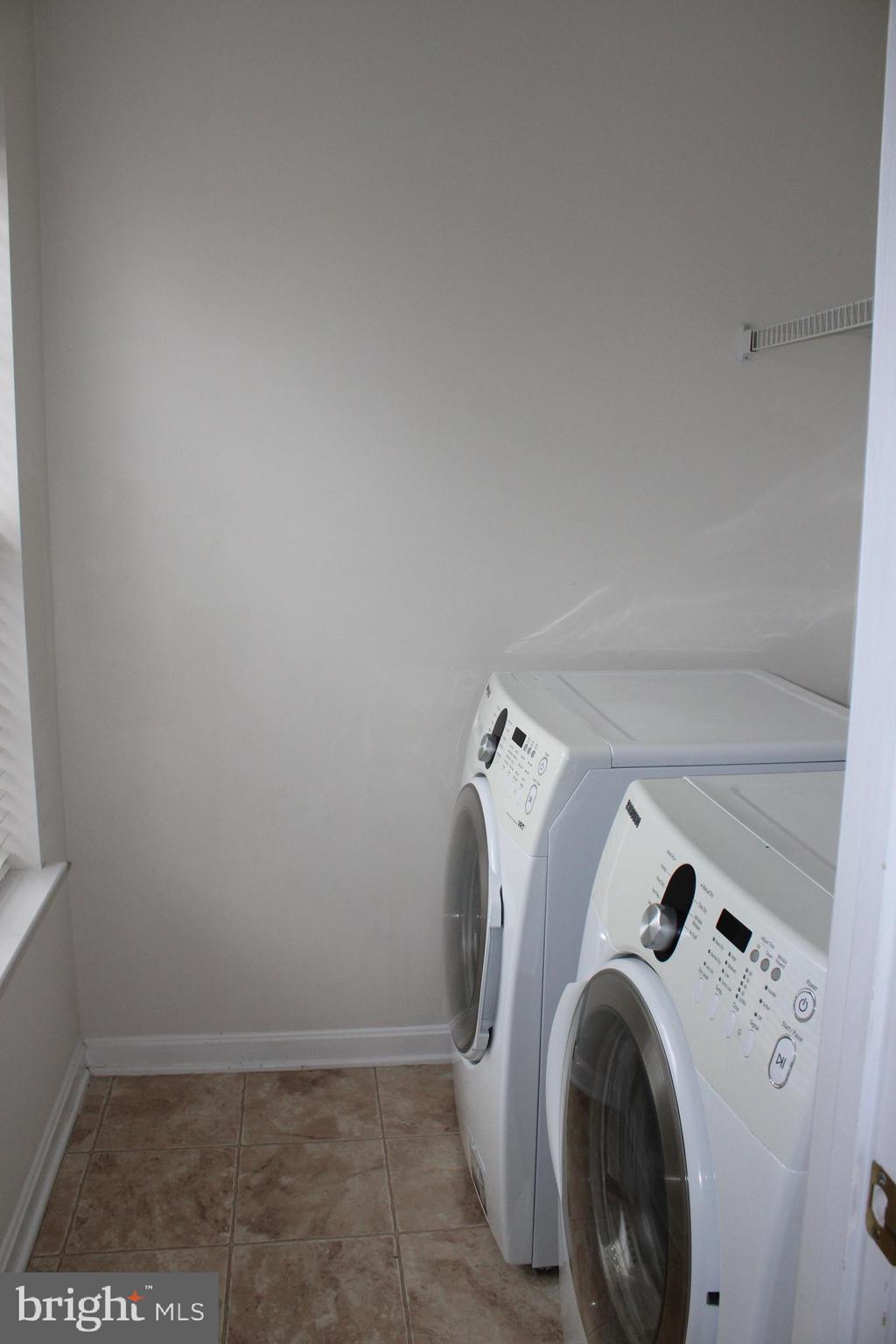 TAMARLANE - Residential Lease