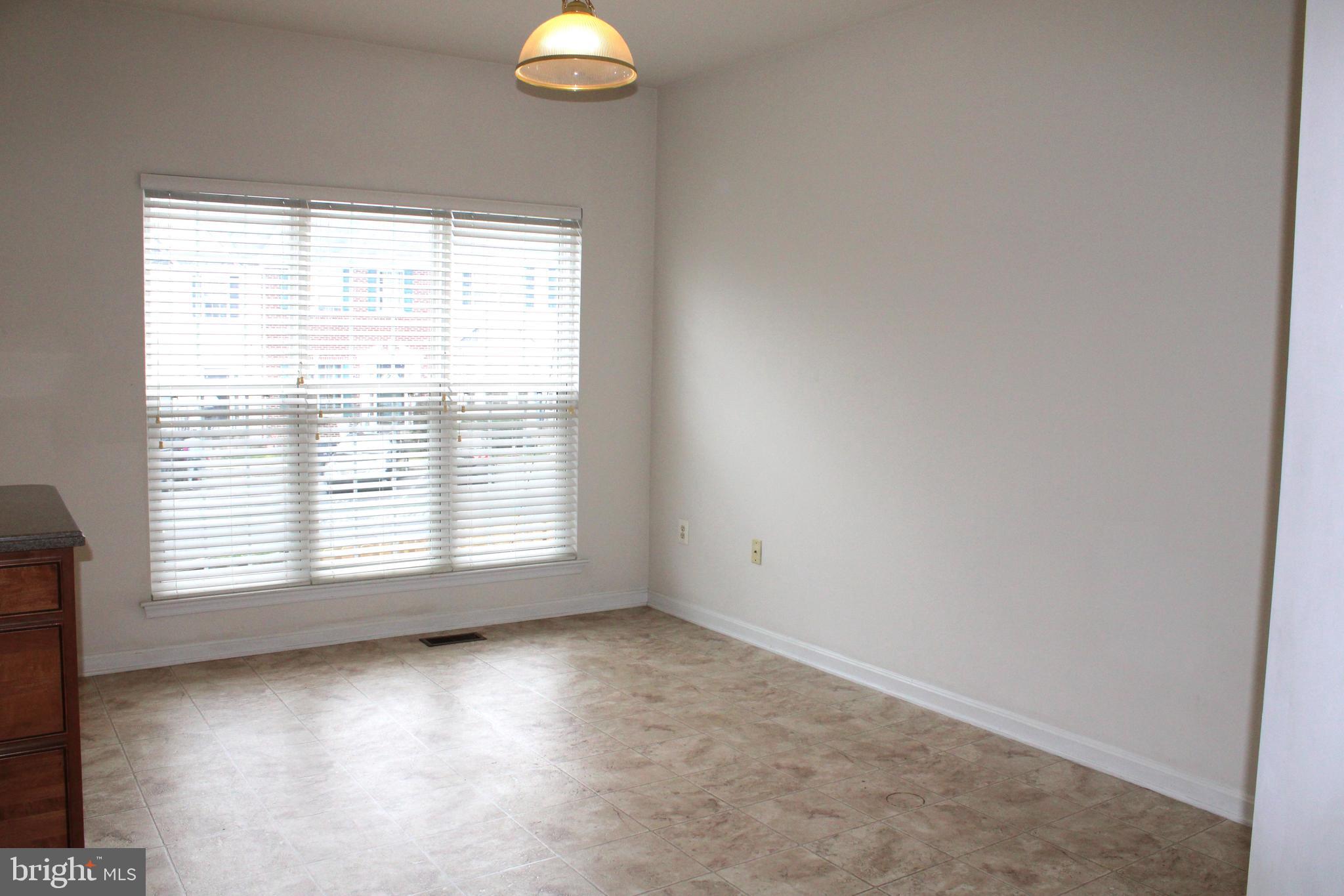 TAMARLANE - Residential Lease