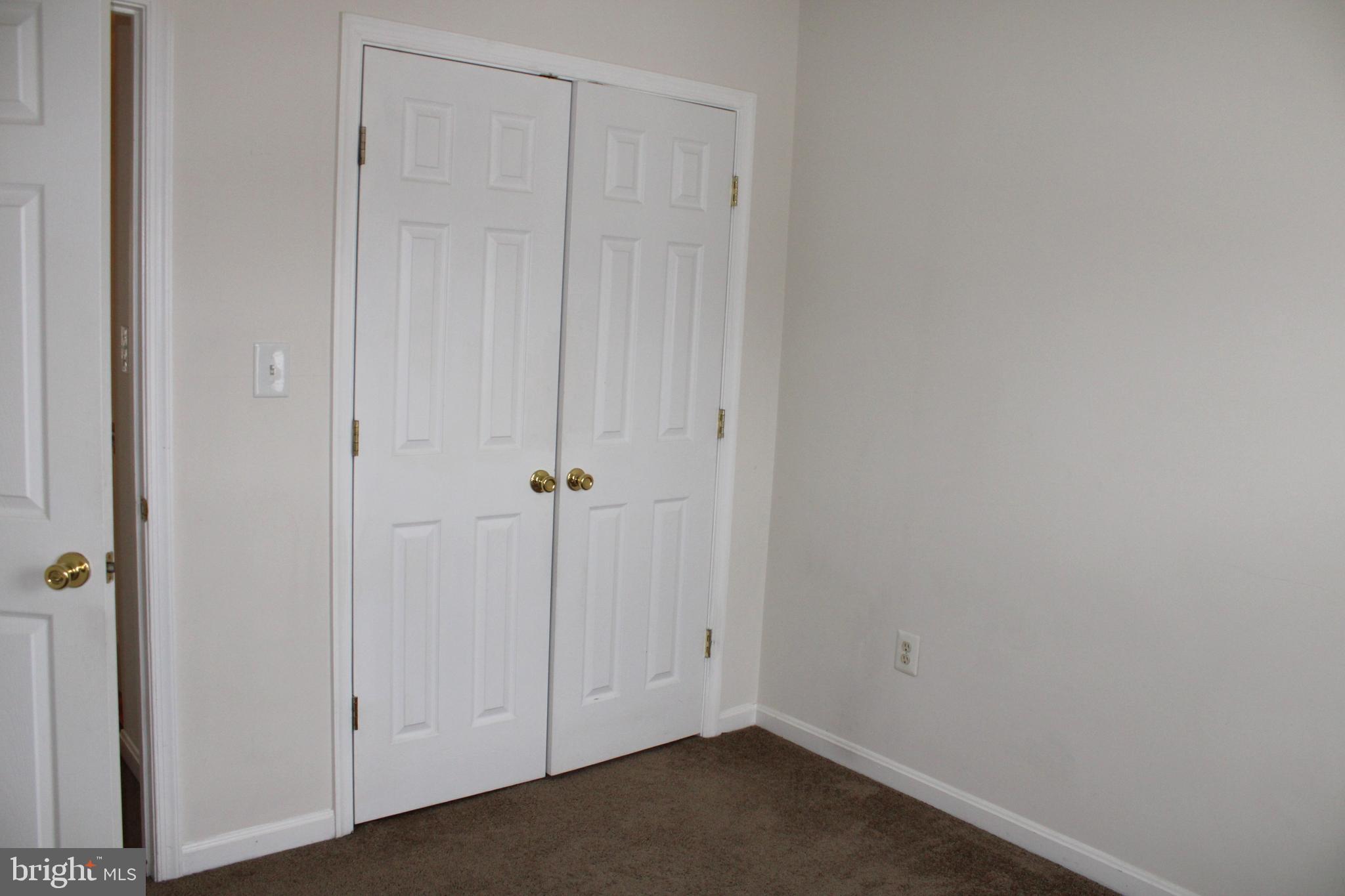 TAMARLANE - Residential Lease