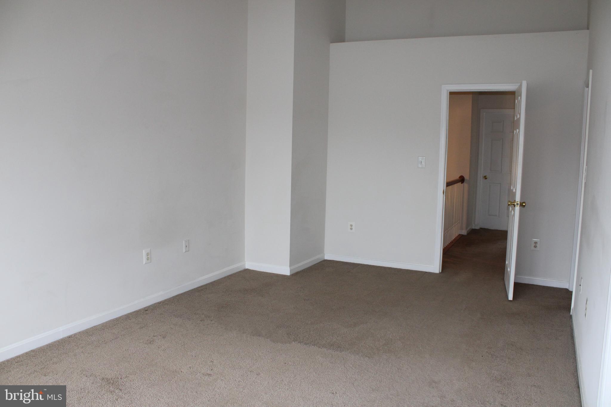 TAMARLANE - Residential Lease