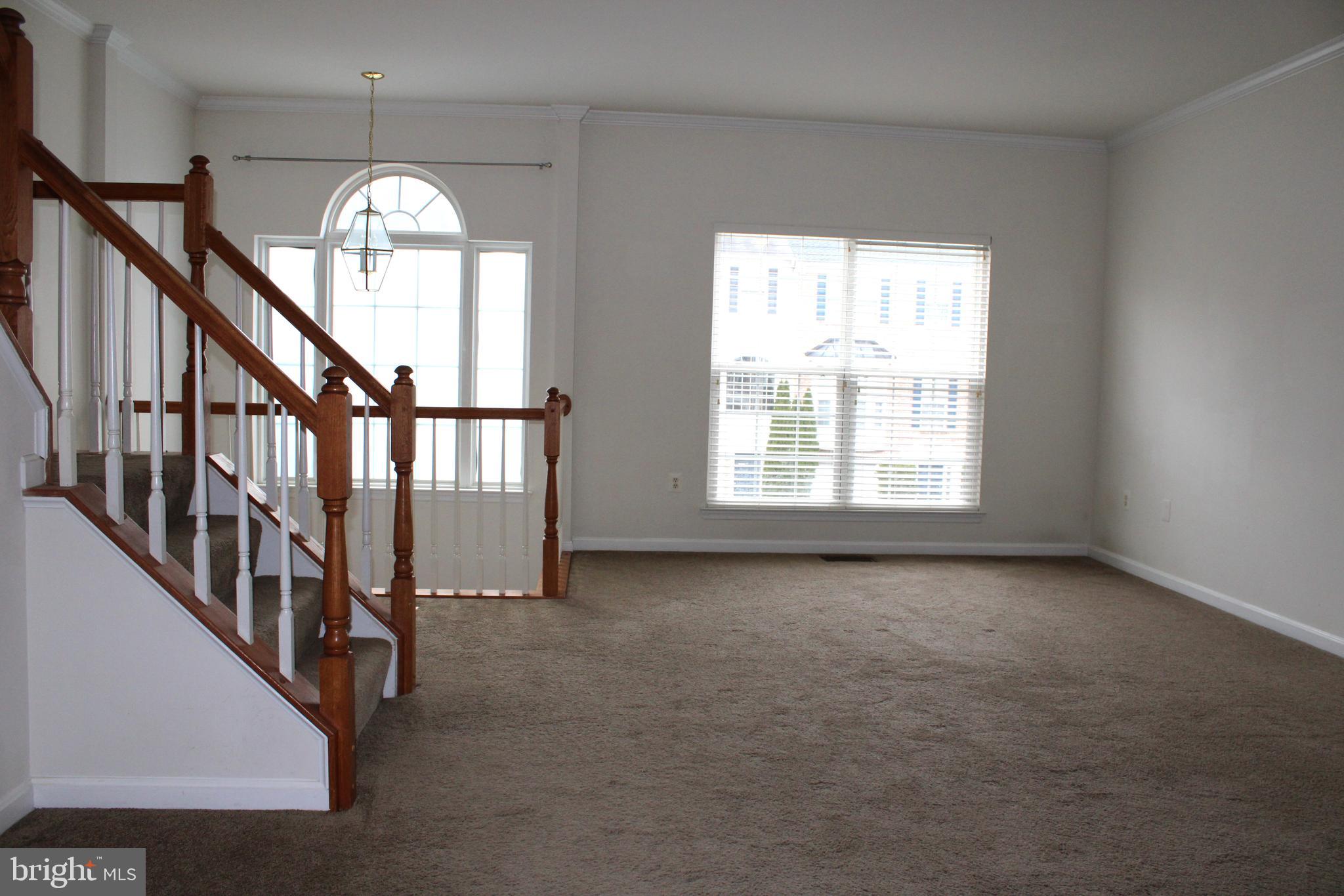 TAMARLANE - Residential Lease