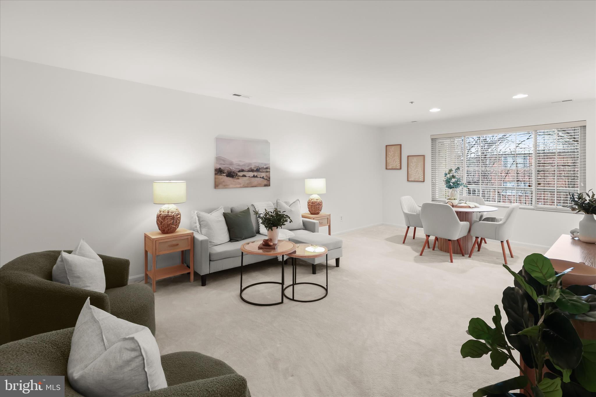 ROCKFLEET GARDEN - Residential