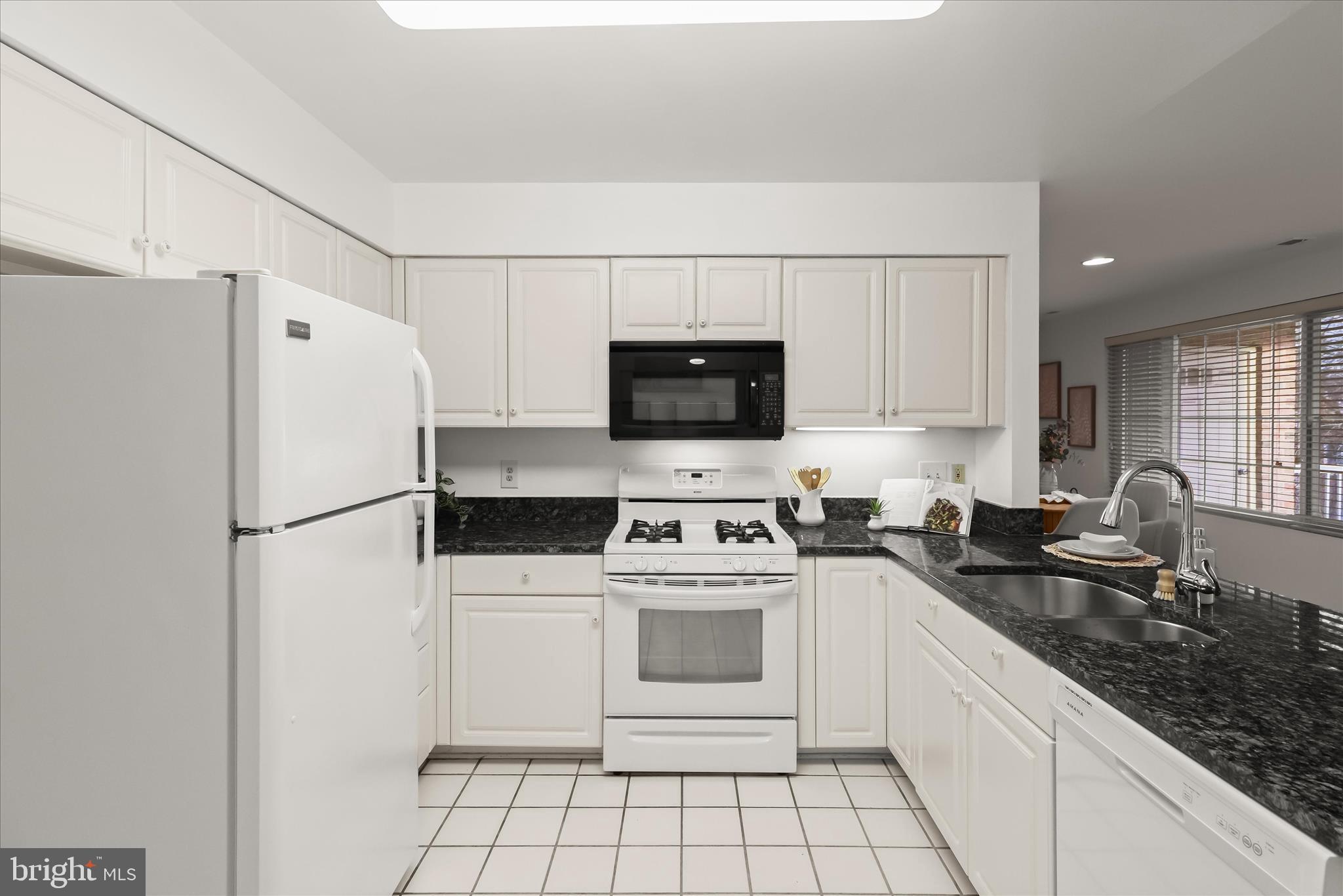 ROCKFLEET GARDEN - Residential